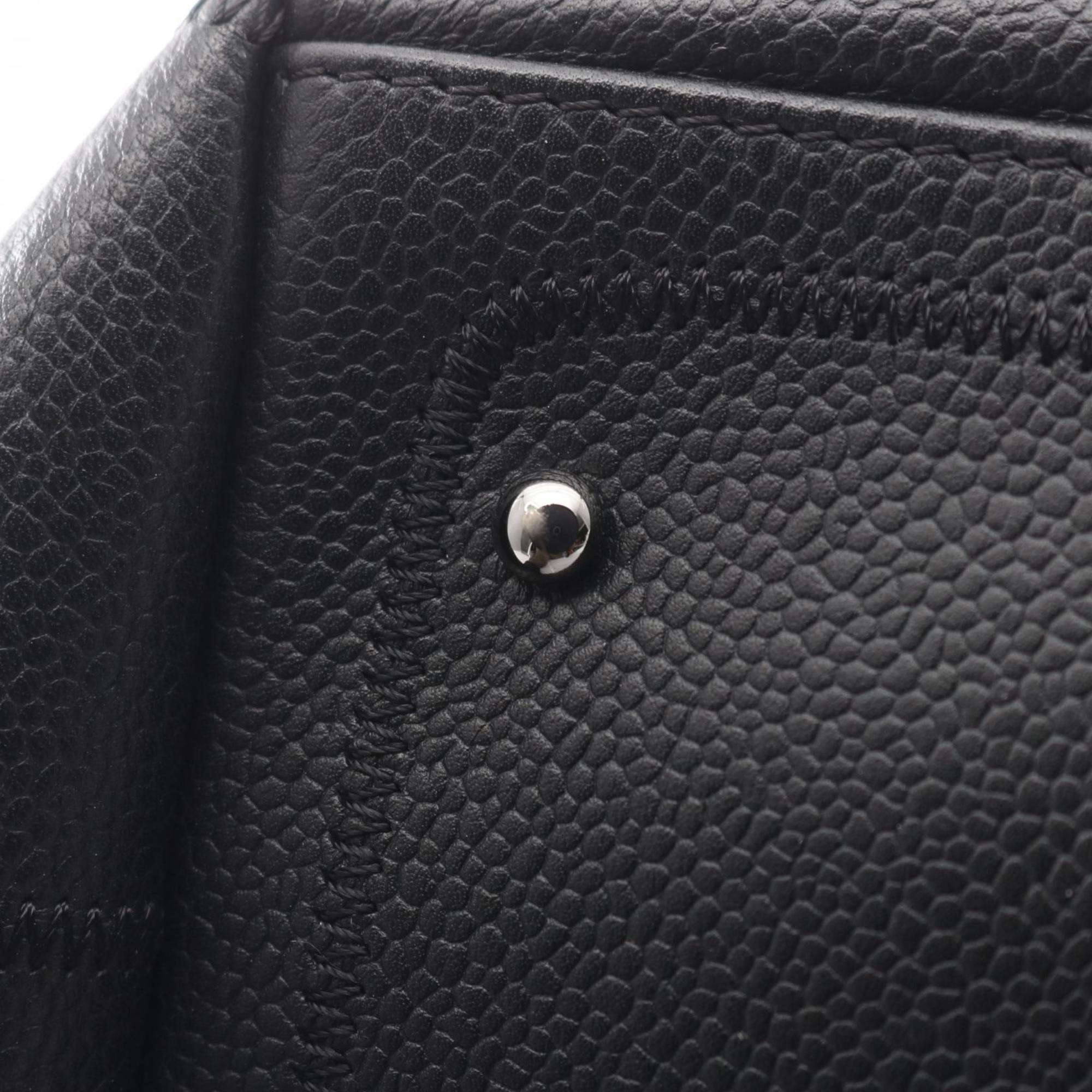 Chanel Black Leather Handbag (Pre-Owned)