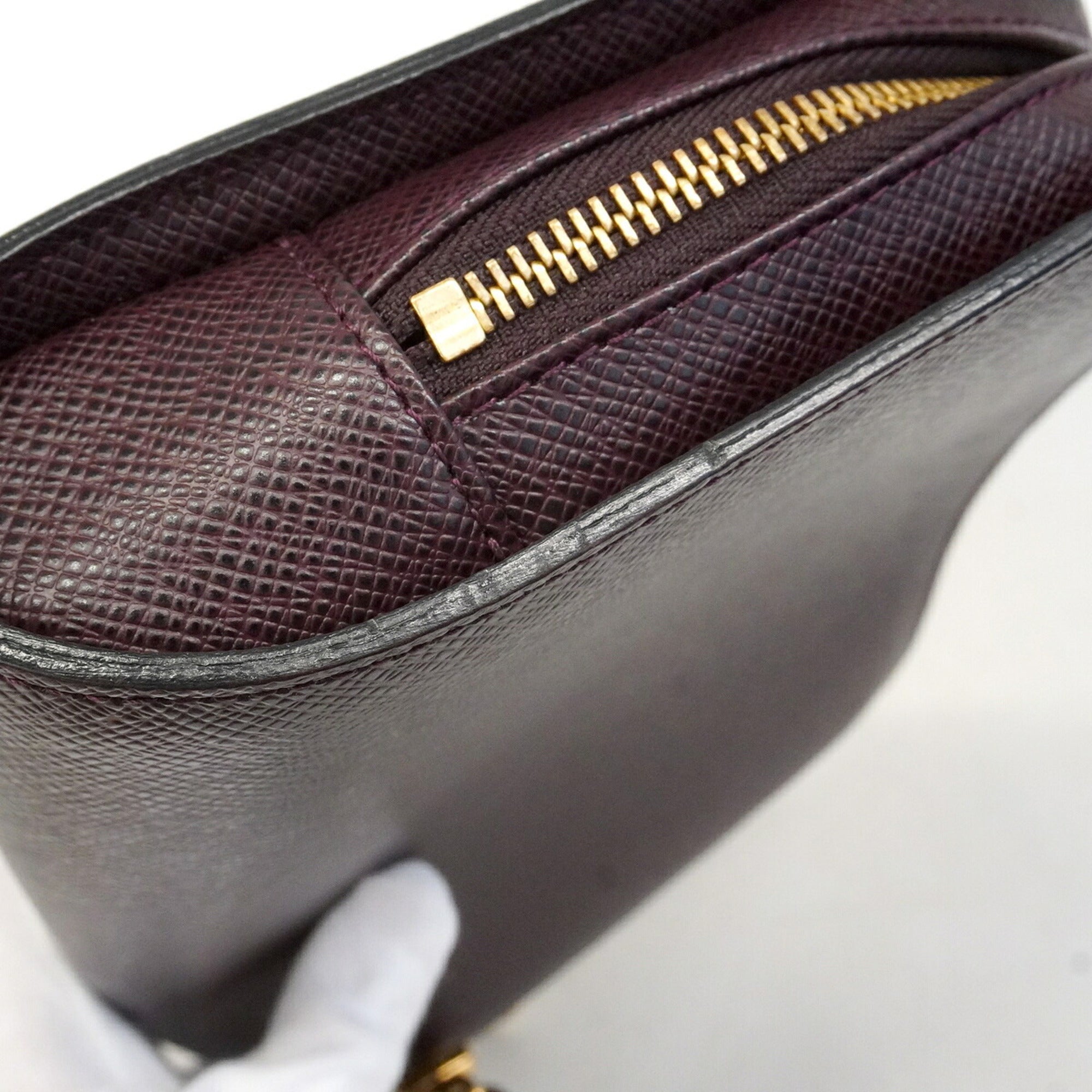 Louis Vuitton Acajou Clutch Bag (Pre-Owned)