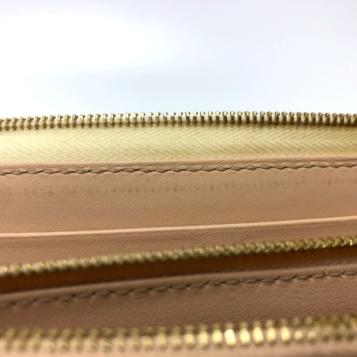 Celine Beige Leather Long Wallet (Bi-Fold) (Pre-Owned)