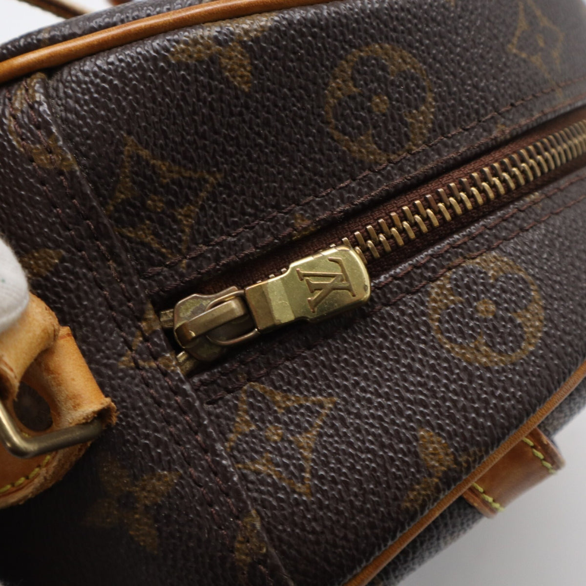 Louis Vuitton Brown Coated Canvas Leather Shoulder Bag (Pre-Owned)