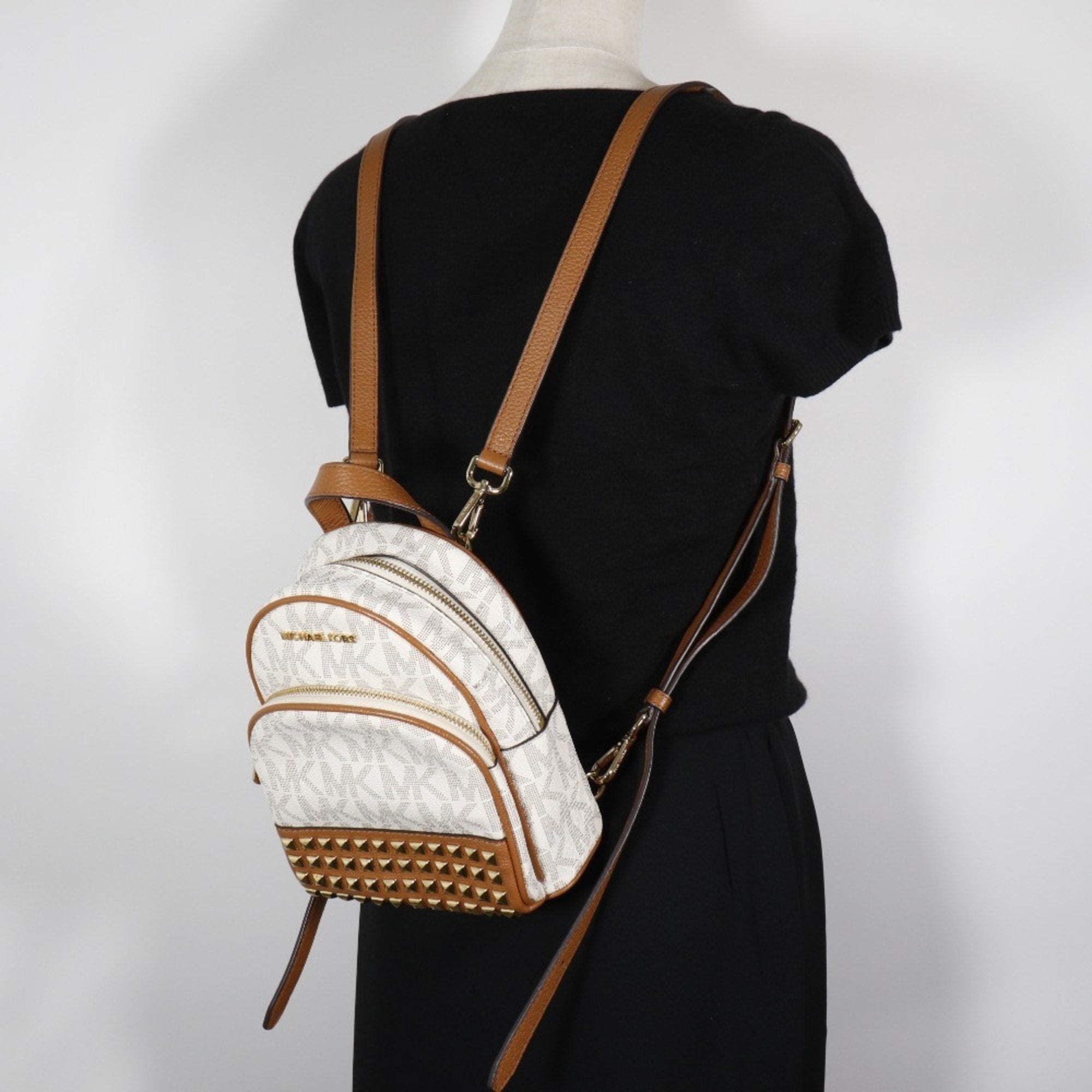 Michael Kors White Pvc Backpack (Pre-Owned)