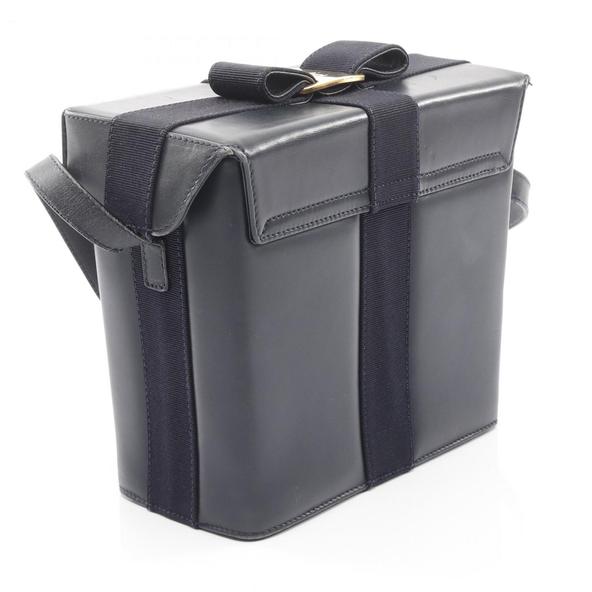 Salvatore Ferragamo Navy Leather Shoulder Bag (Pre-Owned)