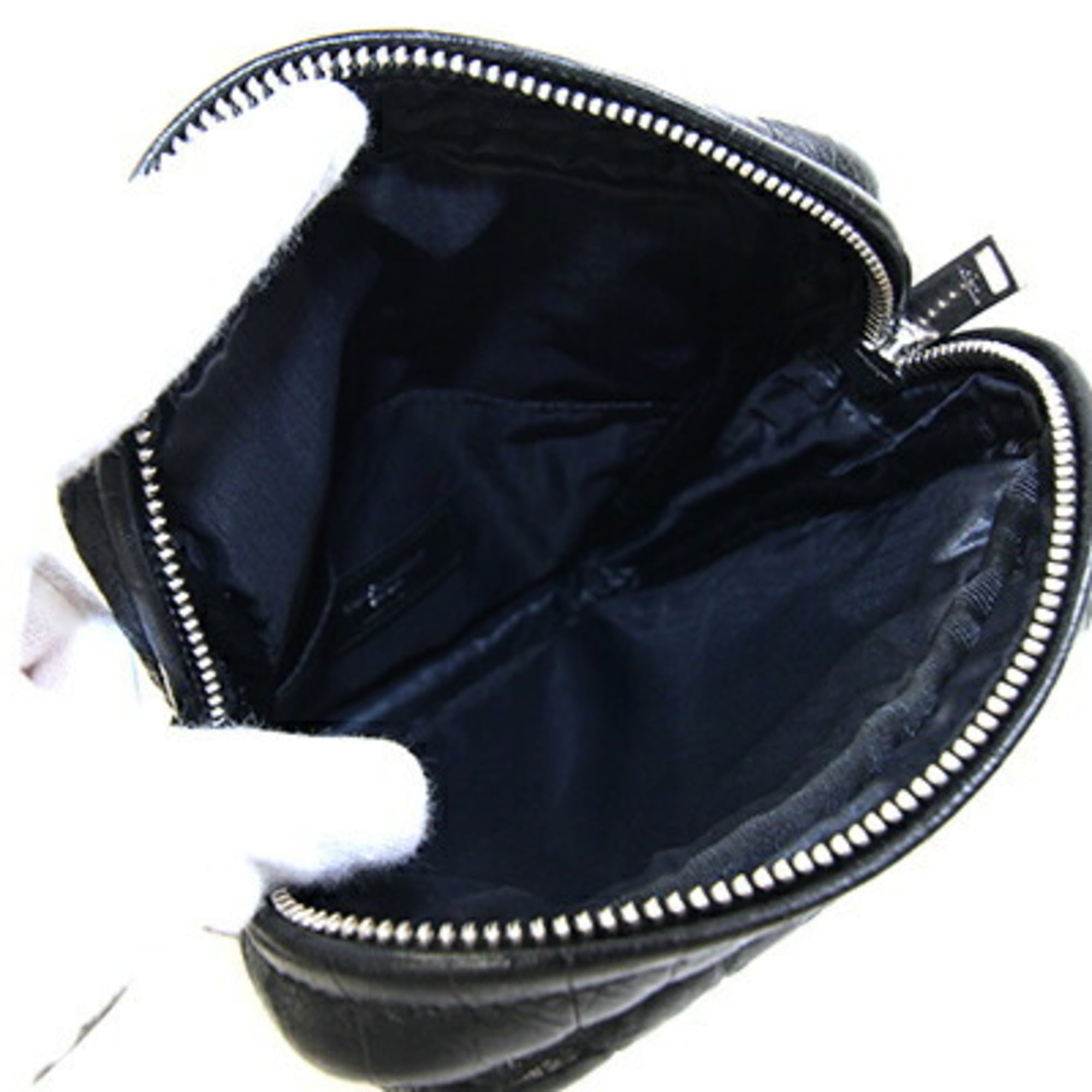 Saint Laurent Black Leather Shoulder Bag (Pre-Owned)