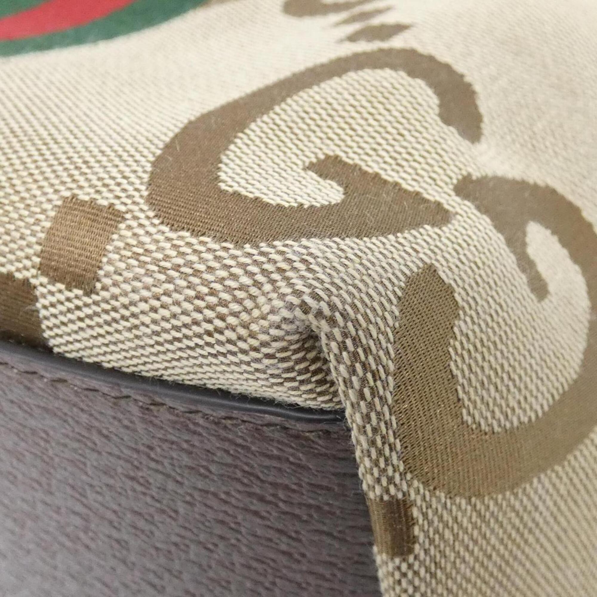 Gucci Gg Canvas Brown Camel Gg Canvas Handbag (Pre-Owned)