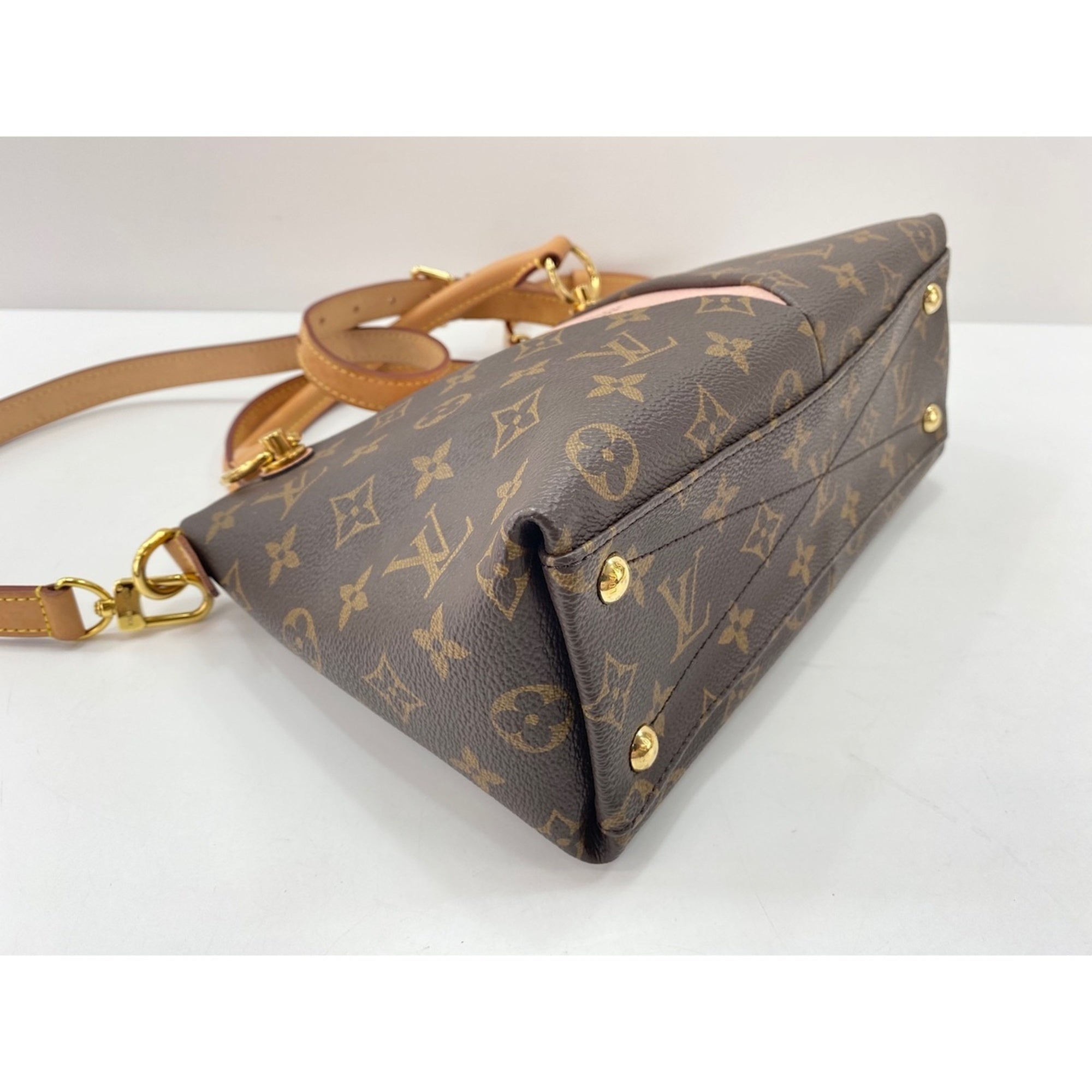 Louis Vuitton Monogram Brown Shoulder Bag (Pre-Owned)