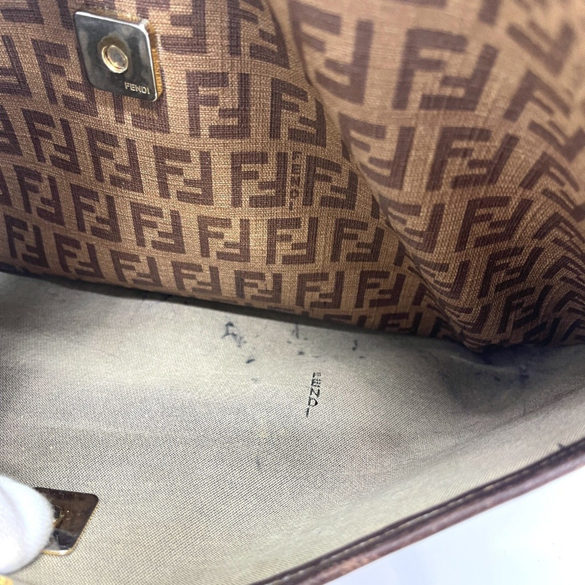 Fendi Beige Pvc Pochette Shoulder Bag (Pre-Owned)