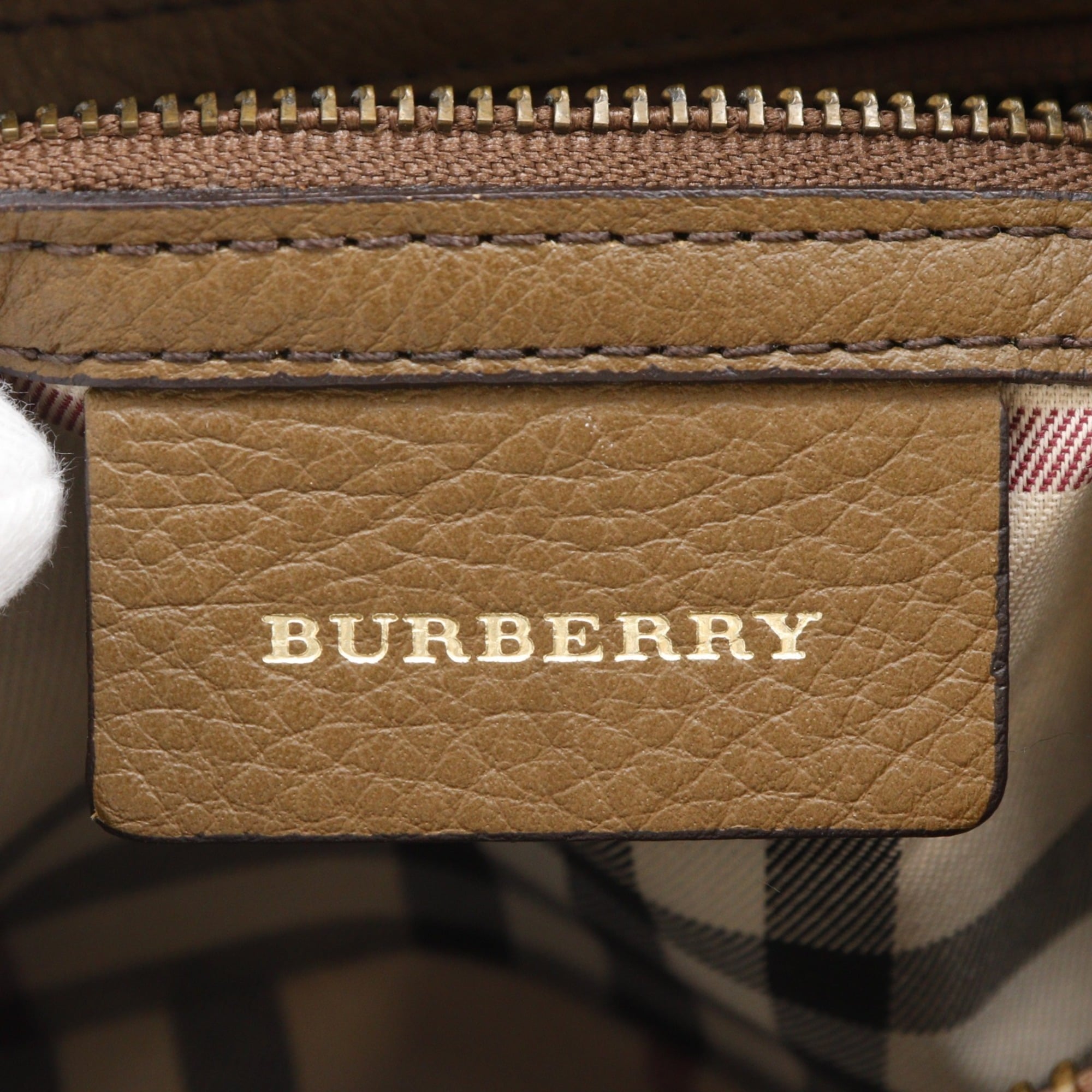 Burberry Brown Leather Shoulder Bag (Pre-Owned)