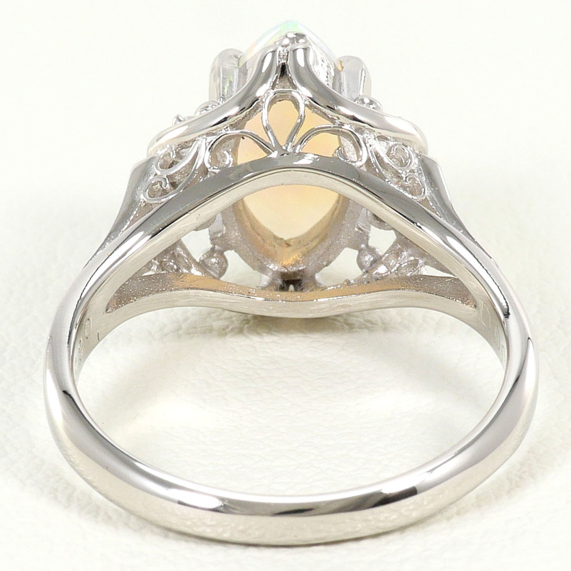 Unbranded Platinum Platinum 900 Band Ring (Pre-Owned)