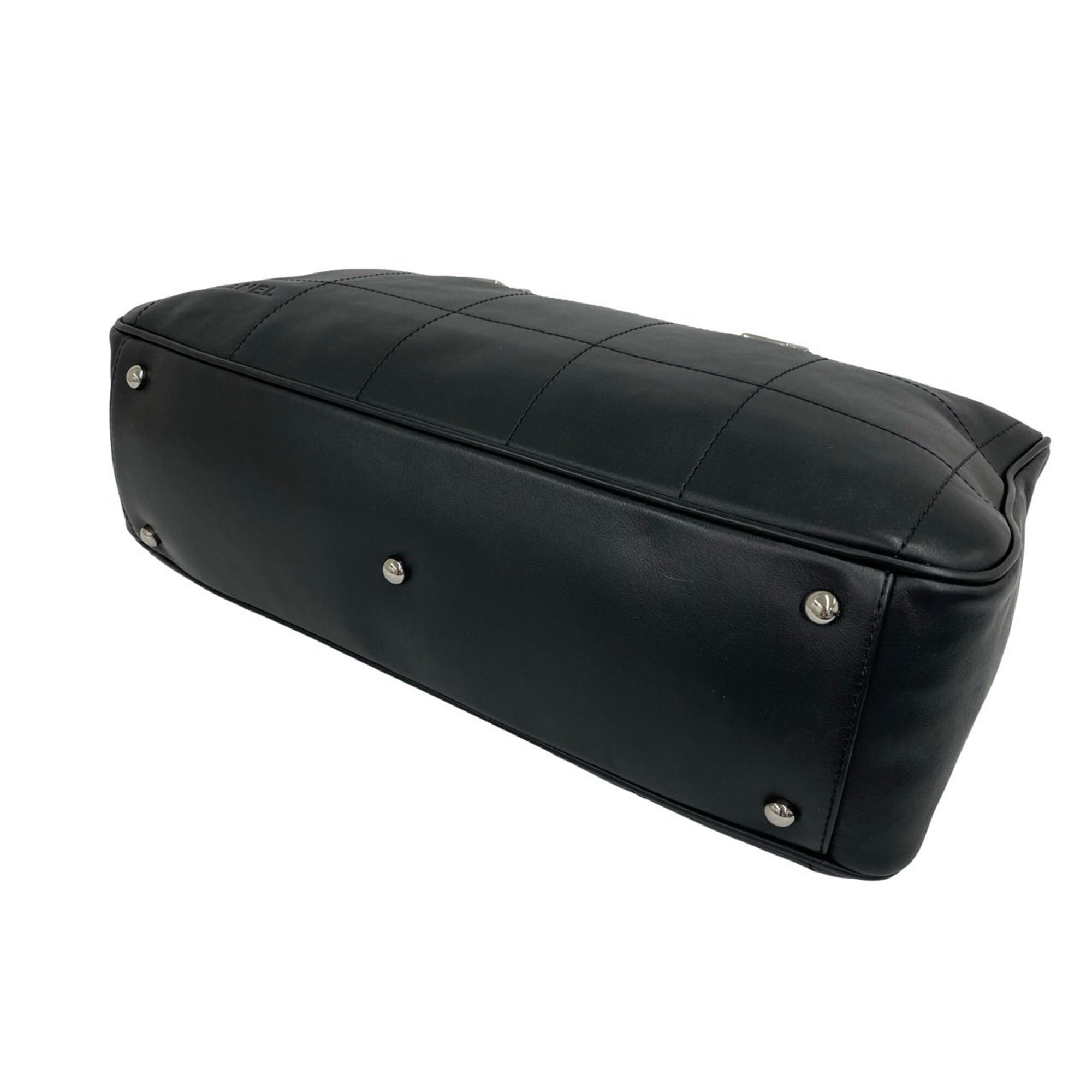 Chanel Black Leather Boston Bag Handbag (Pre-Owned)