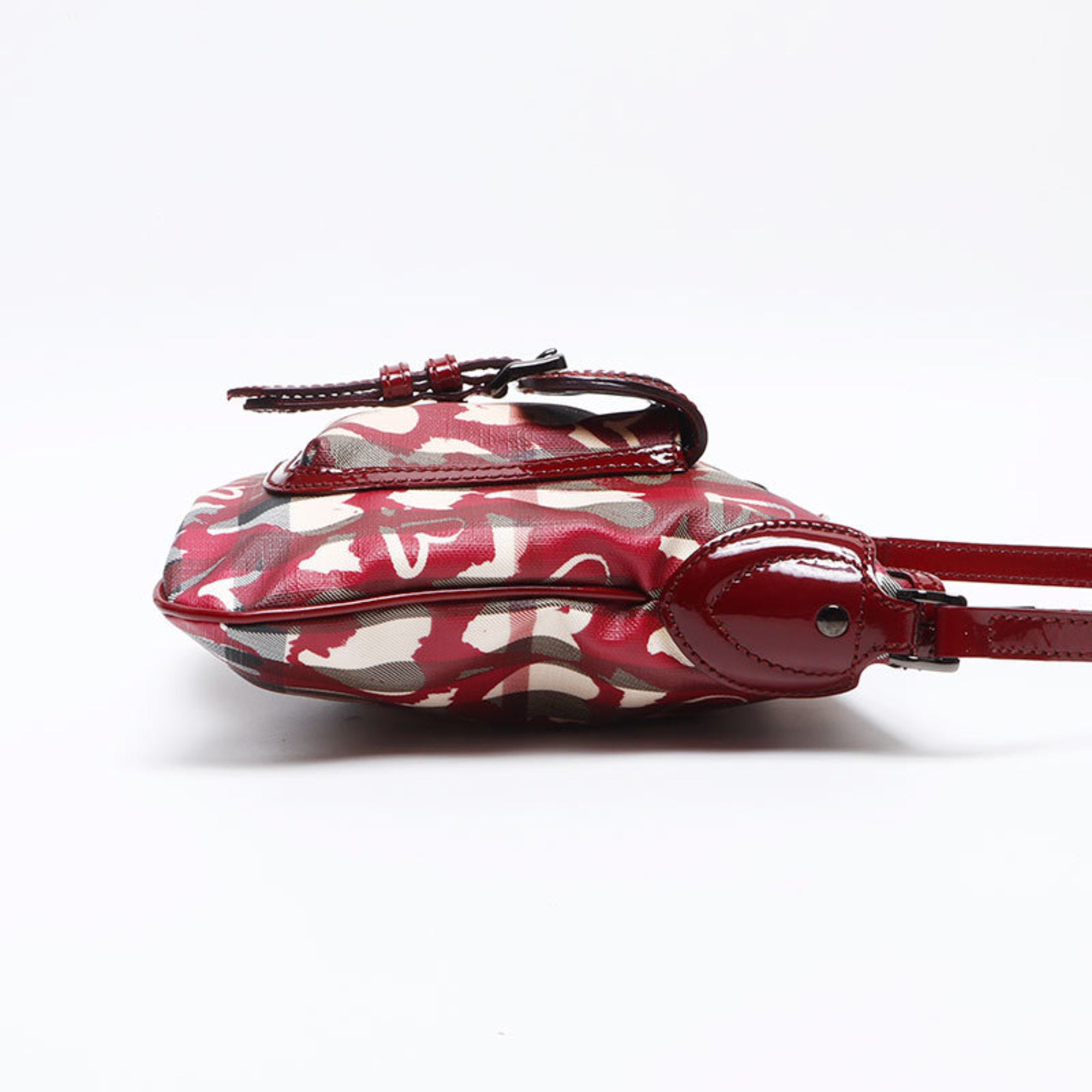 Burberry Beige Red Color Shoulder Bag (Pre-Owned)