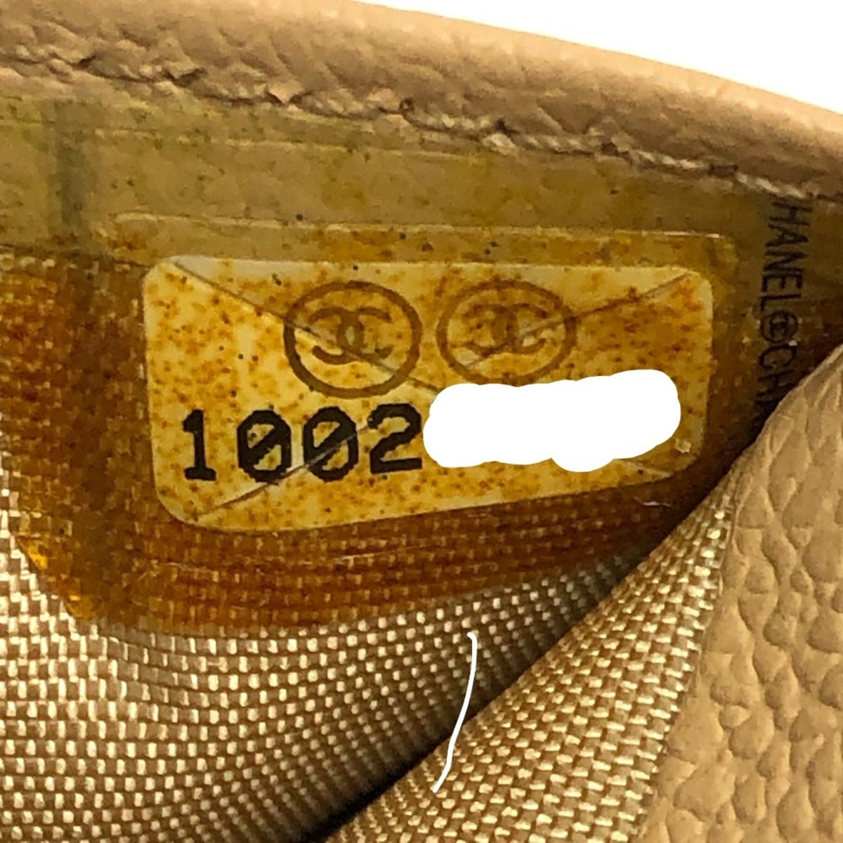 Chanel Beige Leather Long Wallet (Bi-Fold) (Pre-Owned)