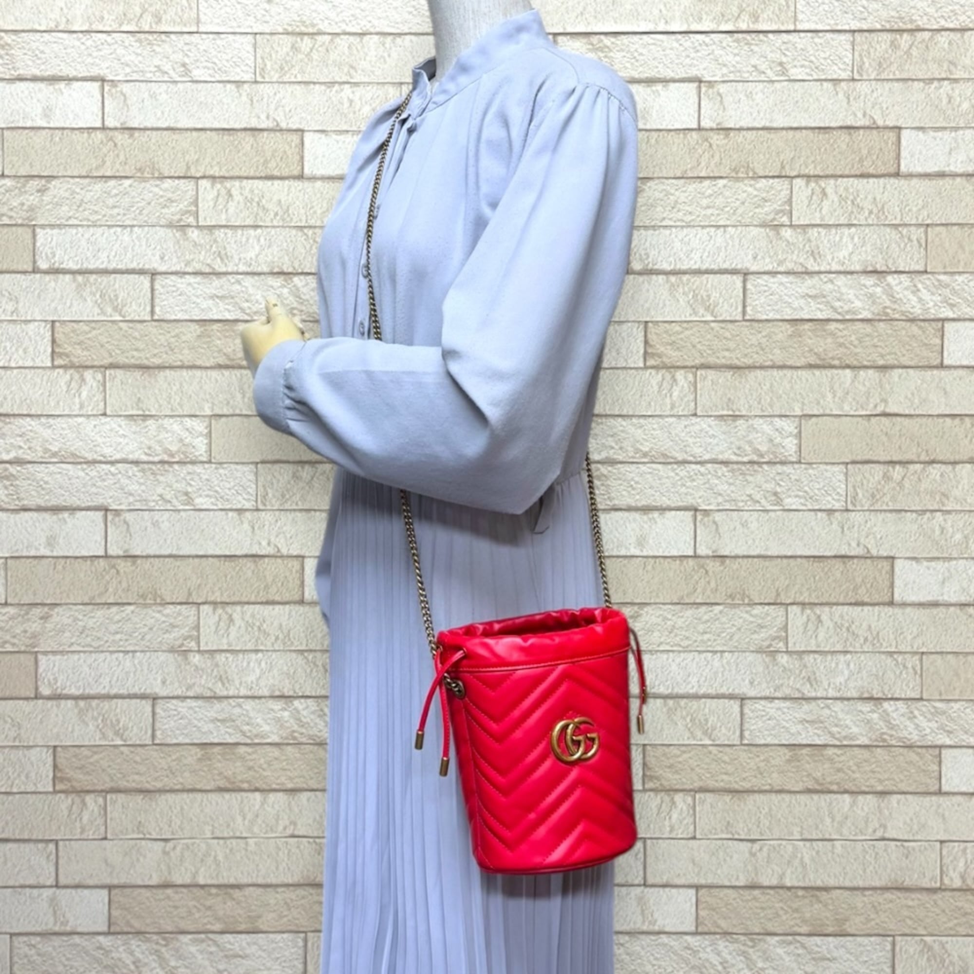 Gucci Gg Marmont Red Color Leather Shoulder Bag (Pre-Owned)