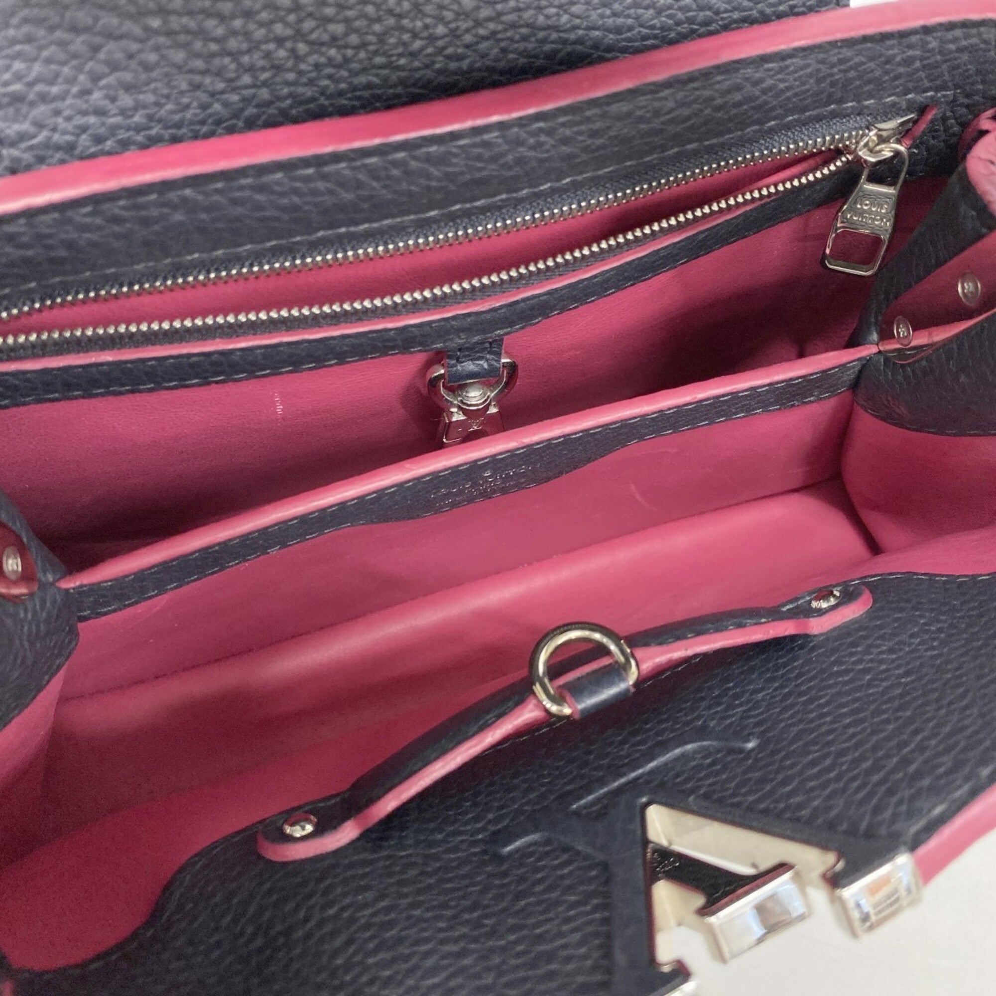 Louis Vuitton Cobalt Handbag (Pre-Owned)