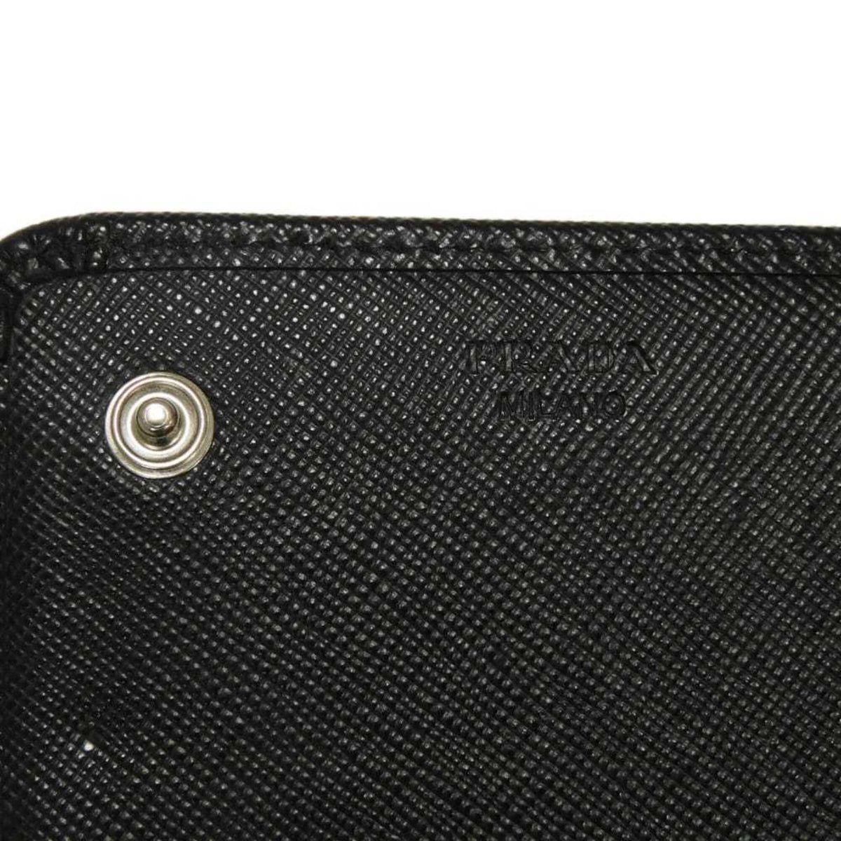 Prada Black Saffiano Long Wallet (Bi-Fold) (Pre-Owned)