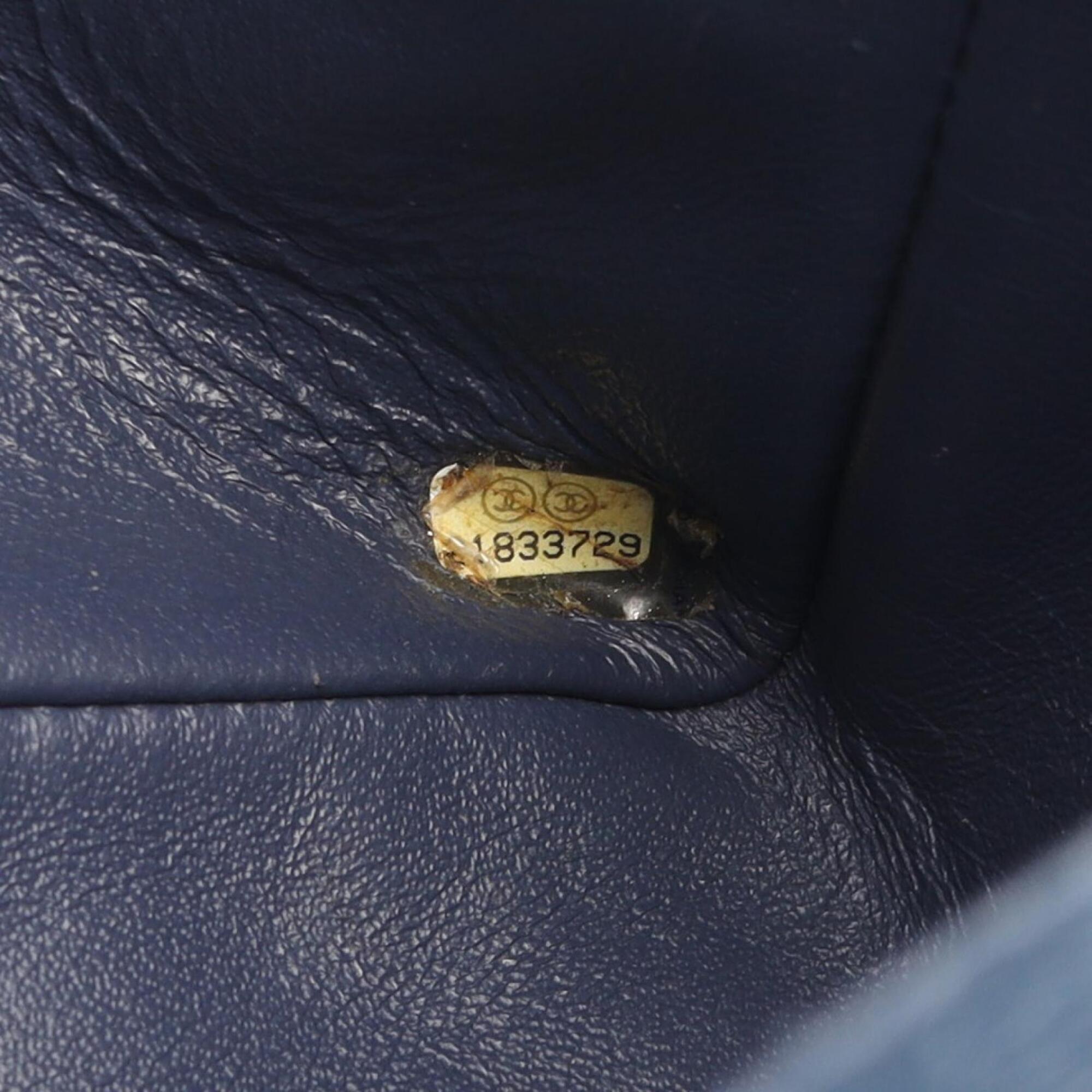 Chanel Navy Grained Calfskin Handbag Shoulder Bag (Pre-Owned)