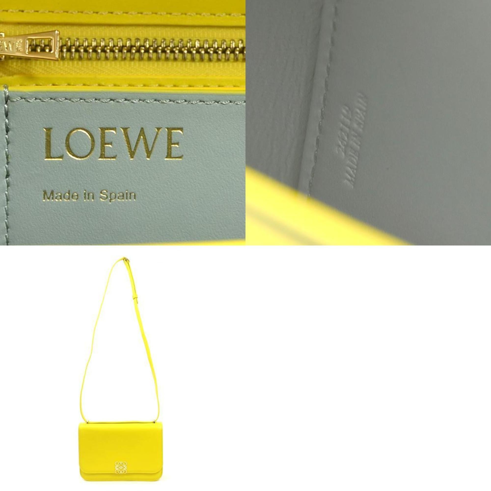 Loewe Yellow Leather Shoulder Bag (Pre-Owned)