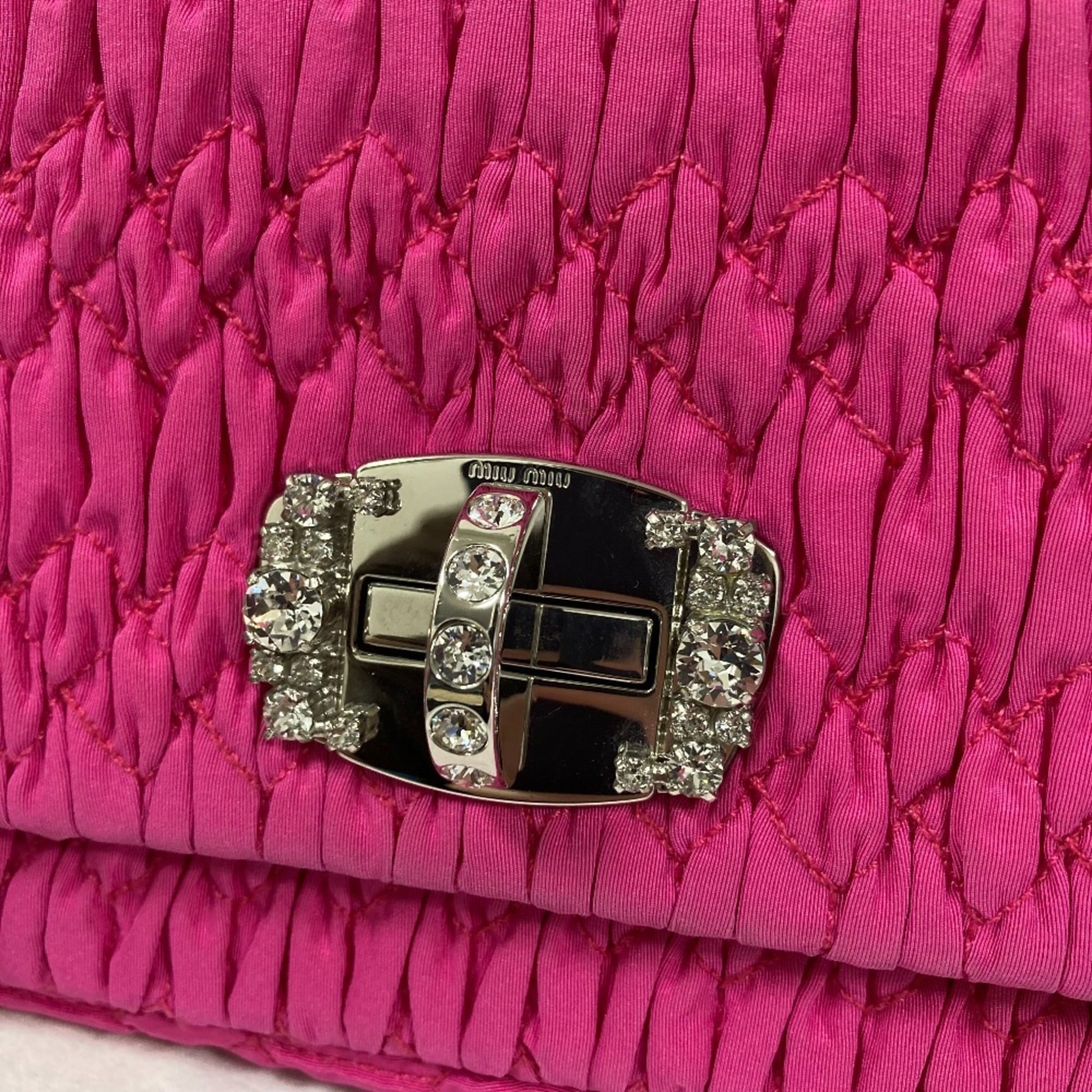 Miu Miu Matelasse Pink Shoulder Bag (Pre-Owned)