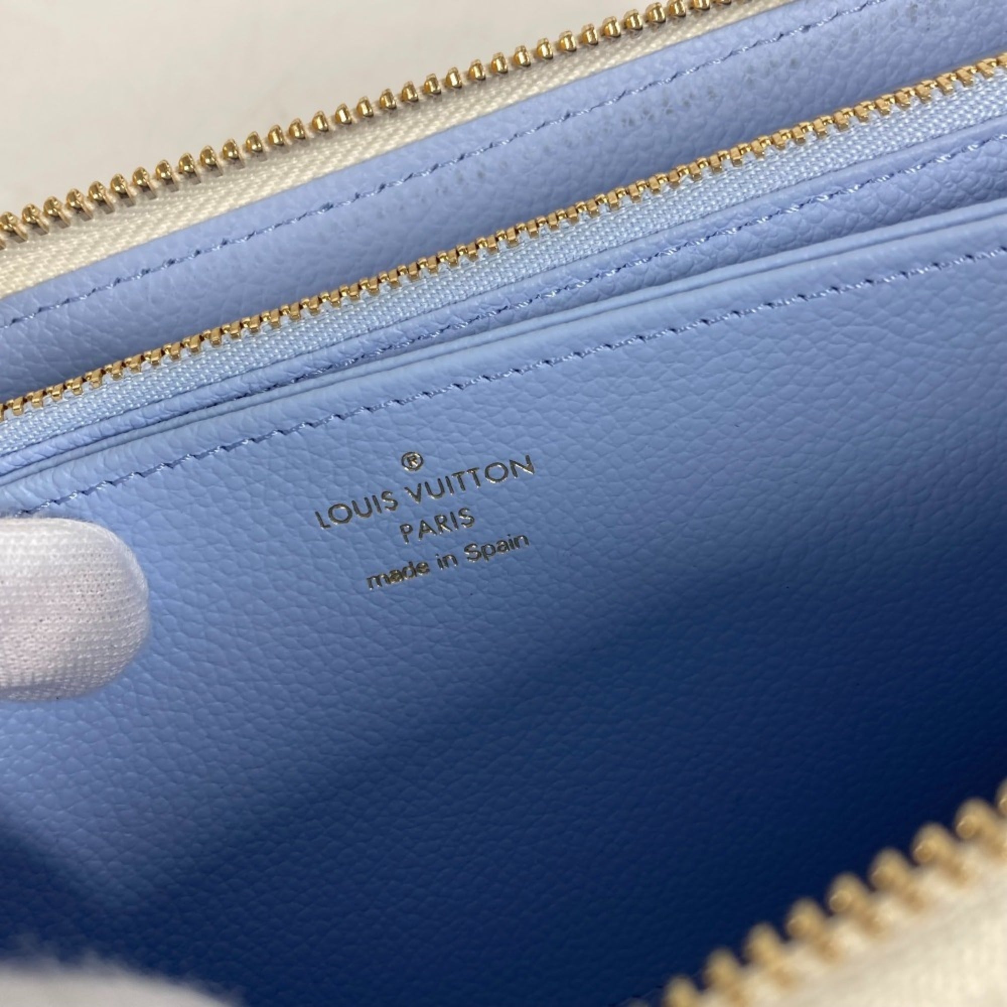 Louis Vuitton Monogram Empreinte Blue White Monogram Empreinte Long Bill Wallet (Bi-Fold) (Pre-Owned)