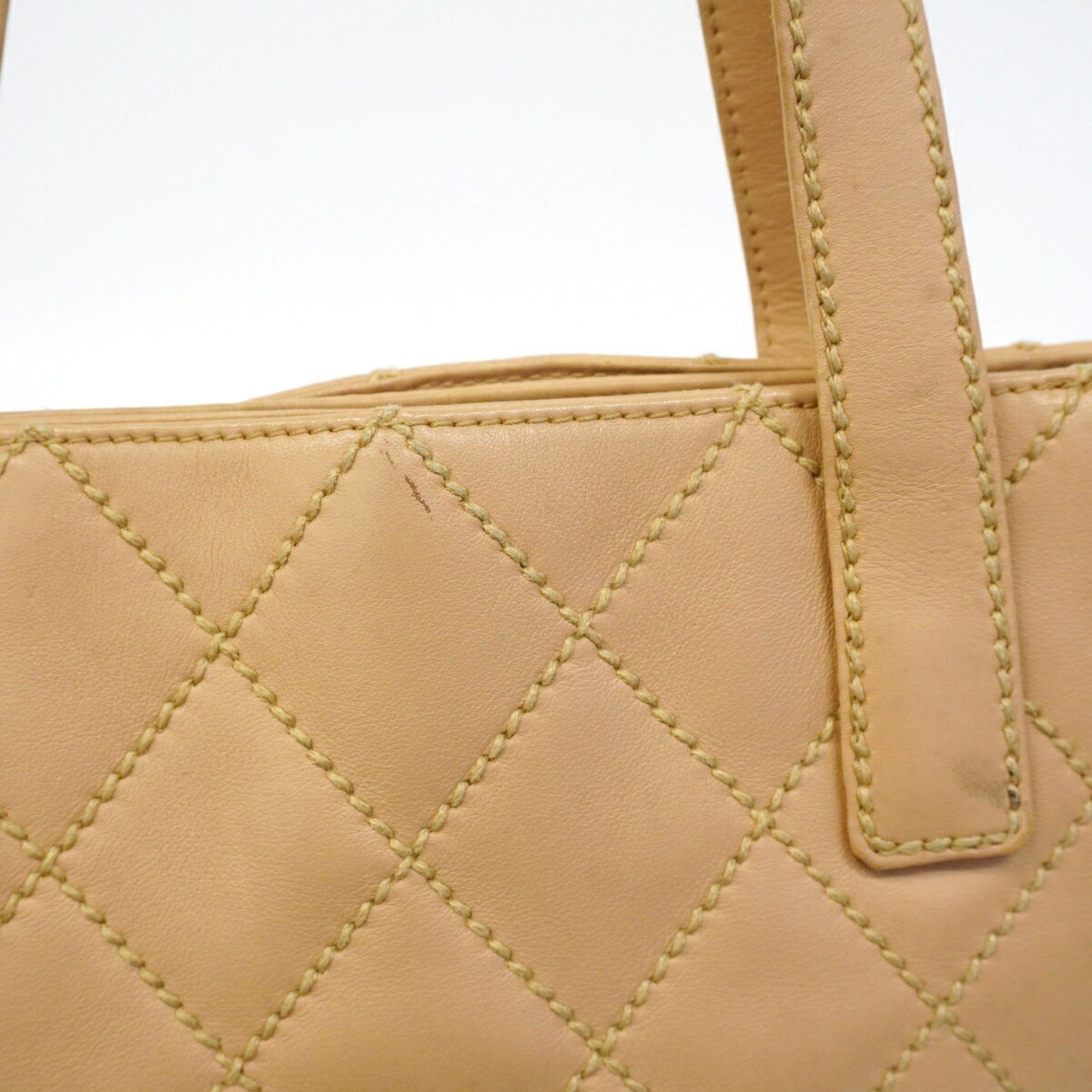 Chanel Beige Leather Tote Bag (Pre-Owned)