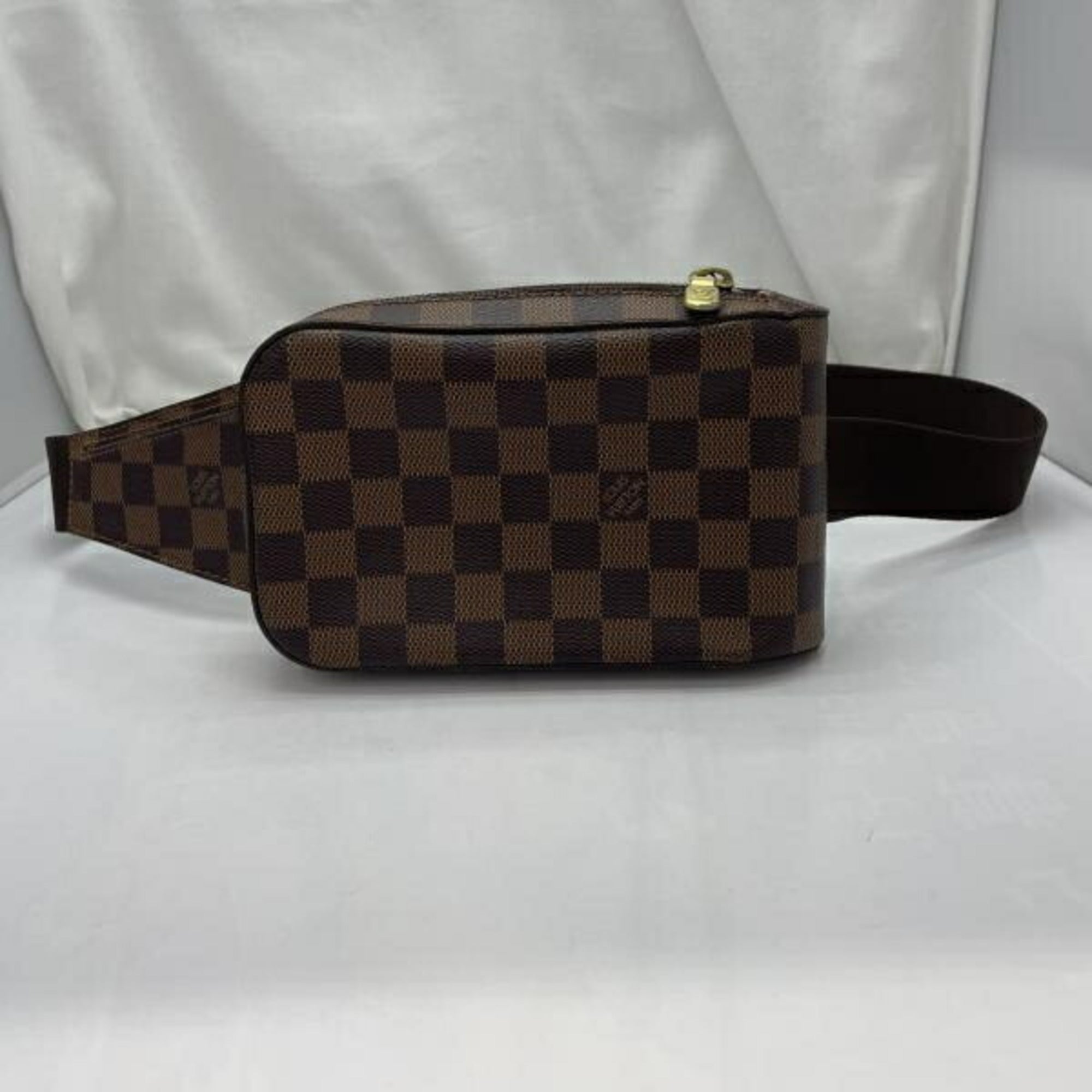 Louis Vuitton Damier Brown Sling Bag (Pre-Owned)