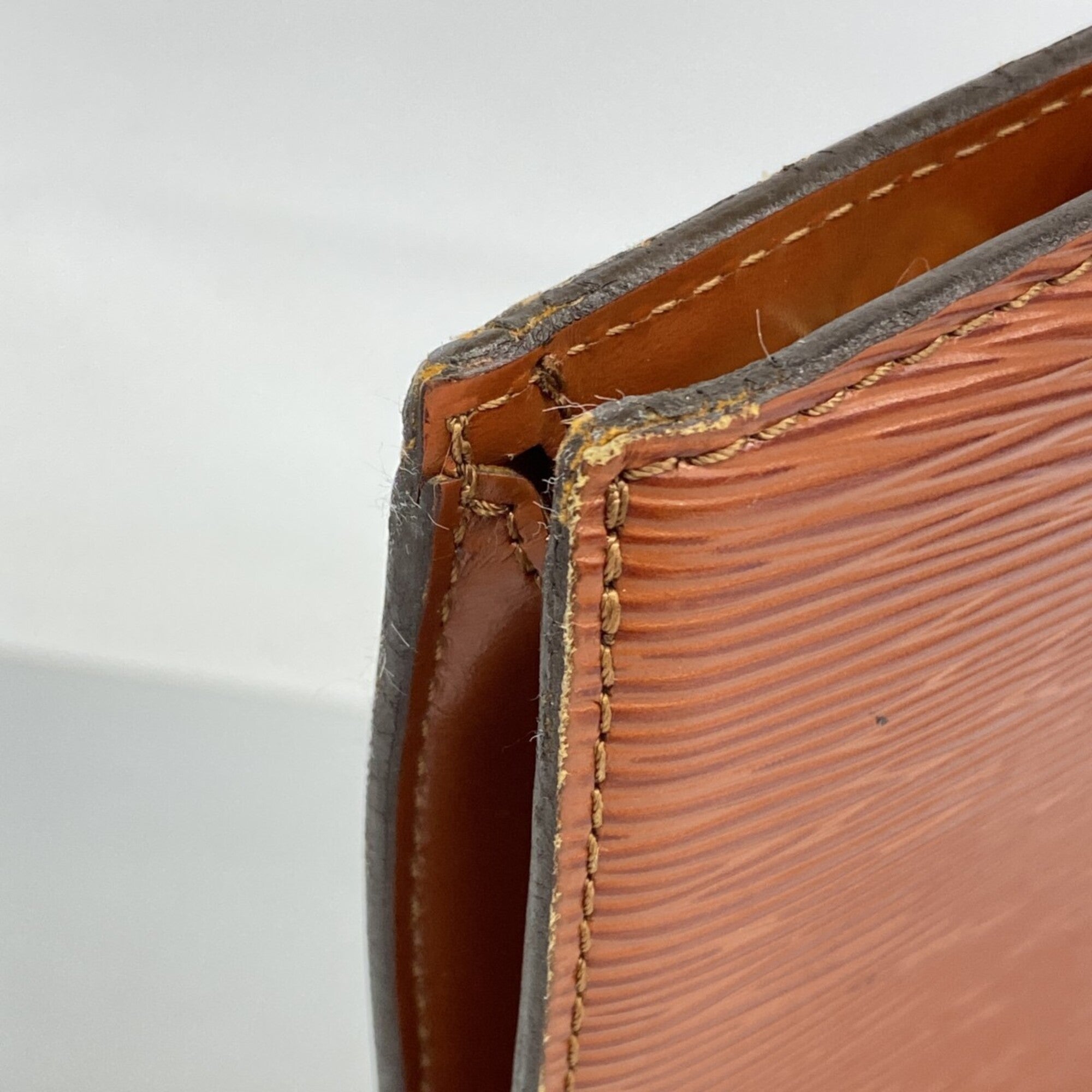 Louis Vuitton Kenyan Brown Handbag (Pre-Owned)