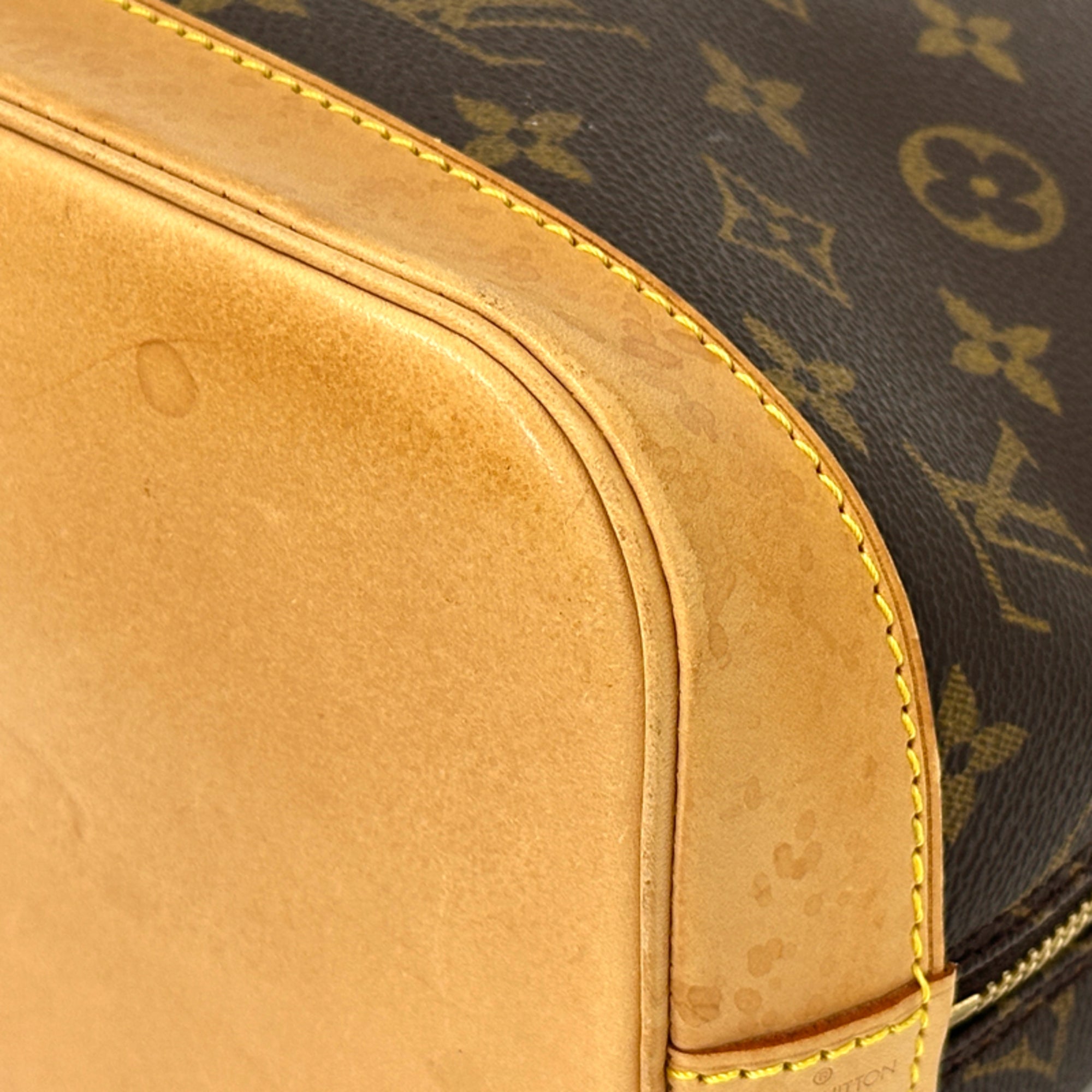 Louis Vuitton Brown Monogram Canvas Handbag (Pre-Owned)