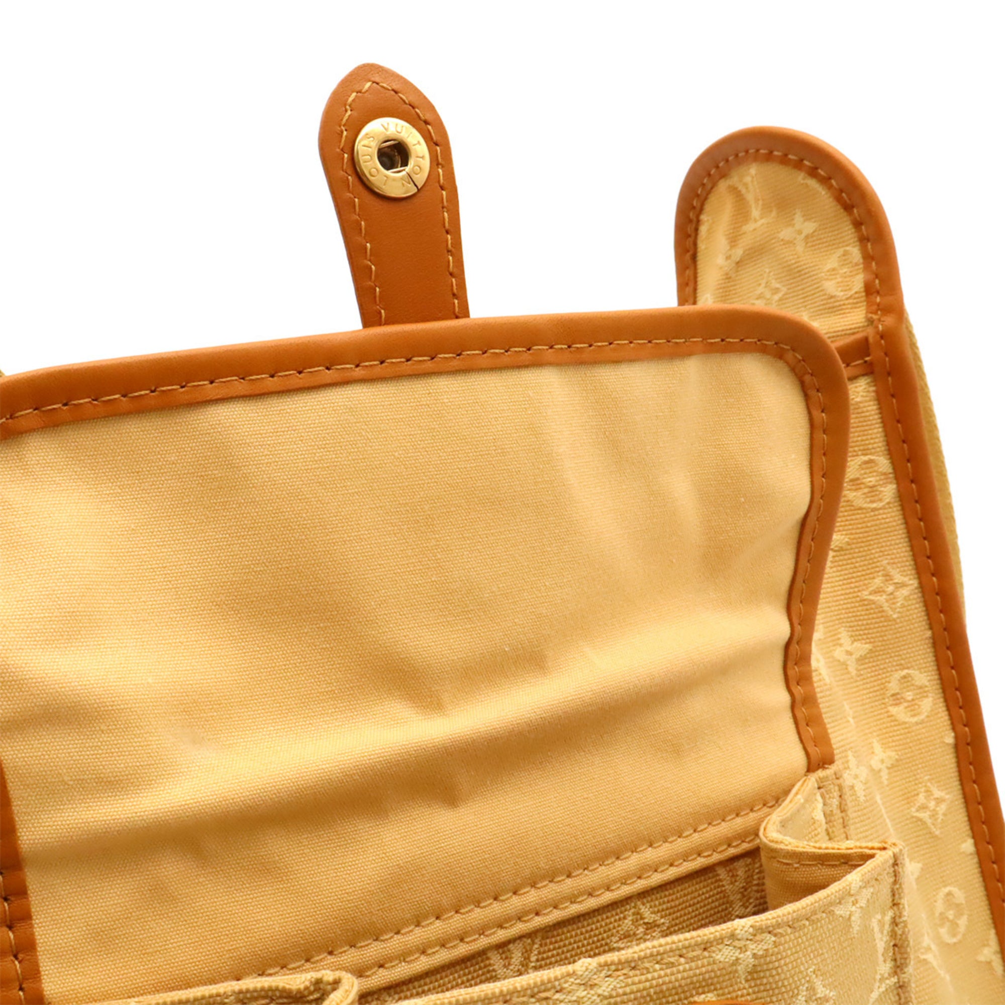 Louis Vuitton Beige Canvas Leather Shoulder Bag (Pre-Owned)
