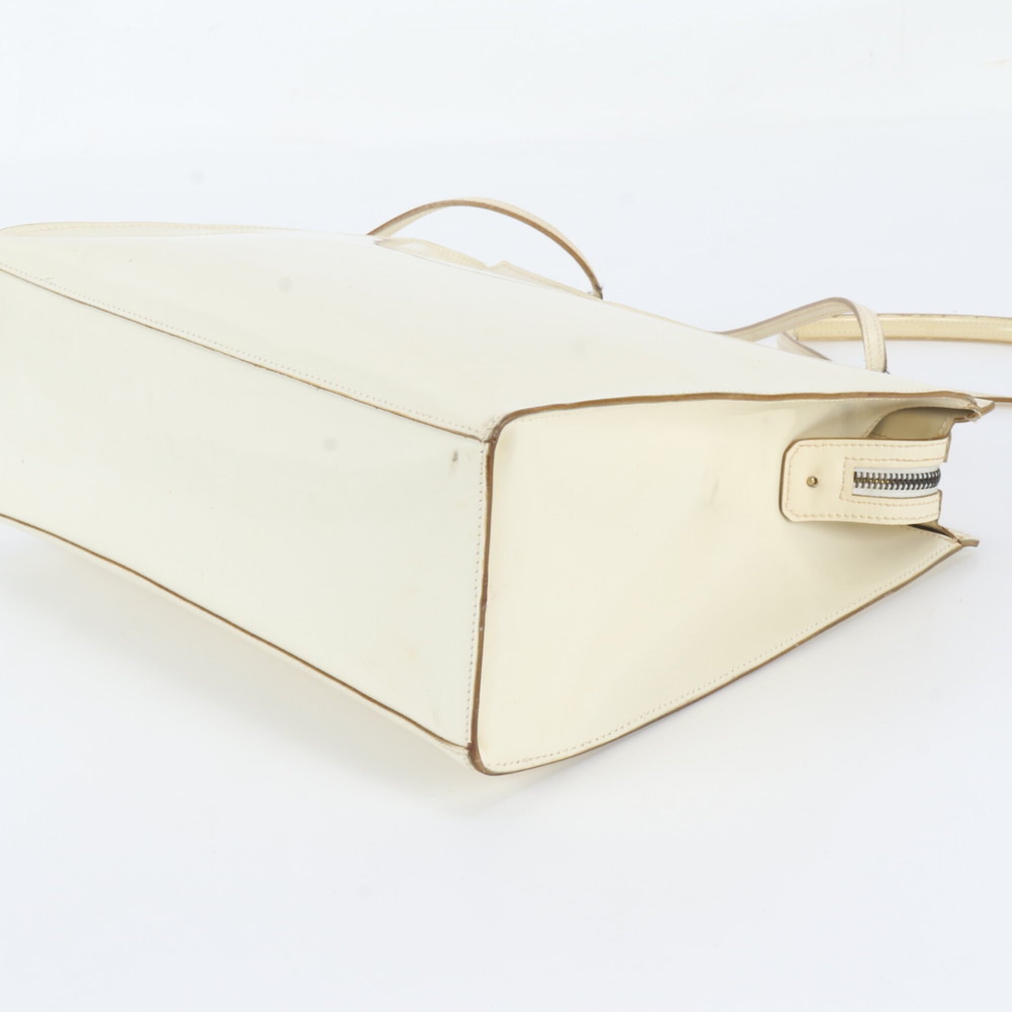 Salvatore Ferragamo White Leather Handbag Shoulder Bag Tote Bag (Pre-Owned)