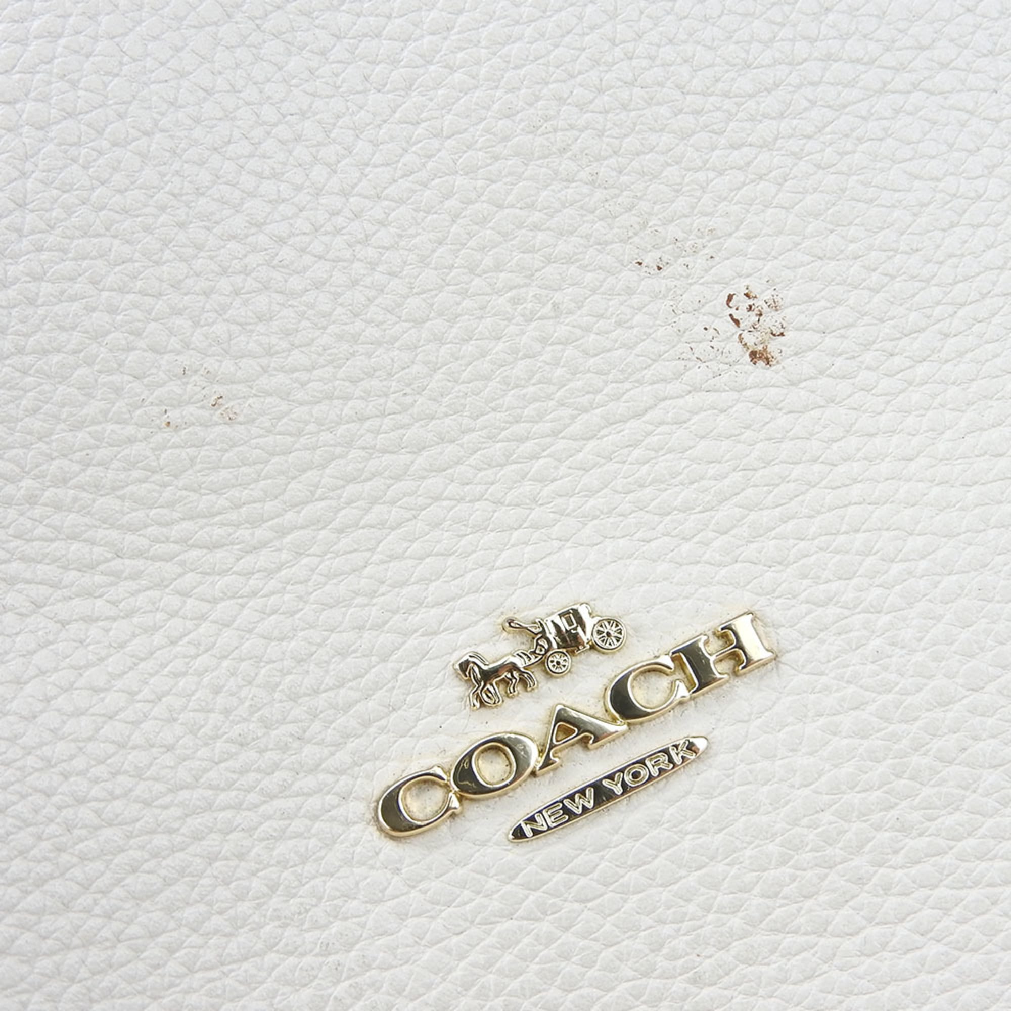 Coach Off-White Leather Shoulder Bag (Pre-Owned)