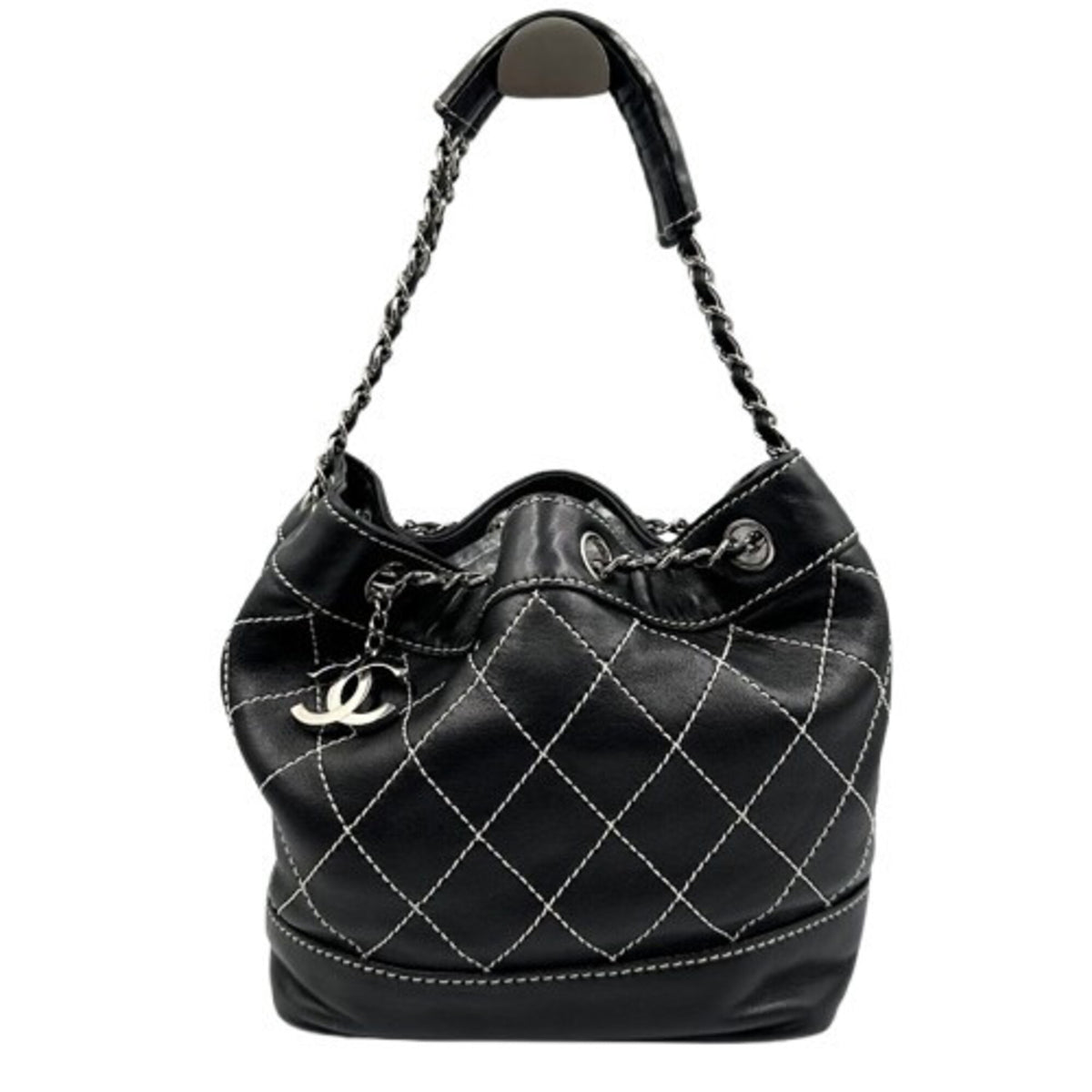 Chanel Wild Stitch Black Leather Shoulder Bag (Pre-Owned)