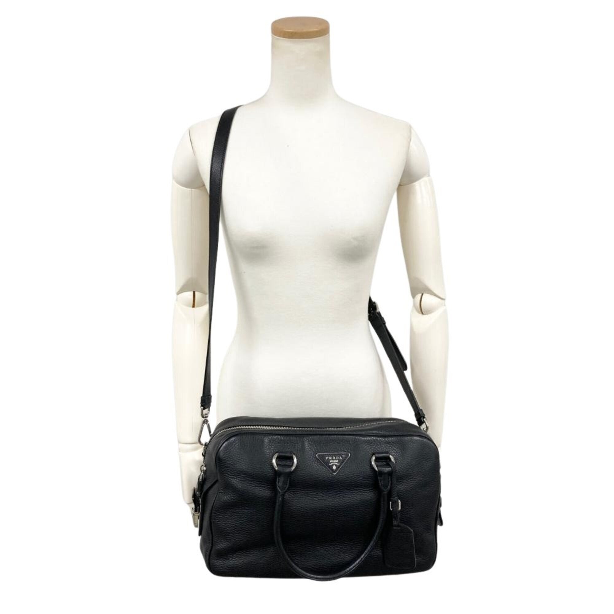 Prada Black Leather Handbag Shoulder Bag (Pre-Owned)