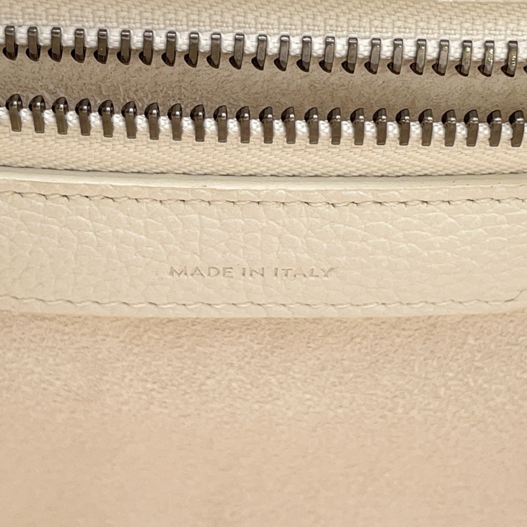 Celine White Leather Handbag (Pre-Owned)