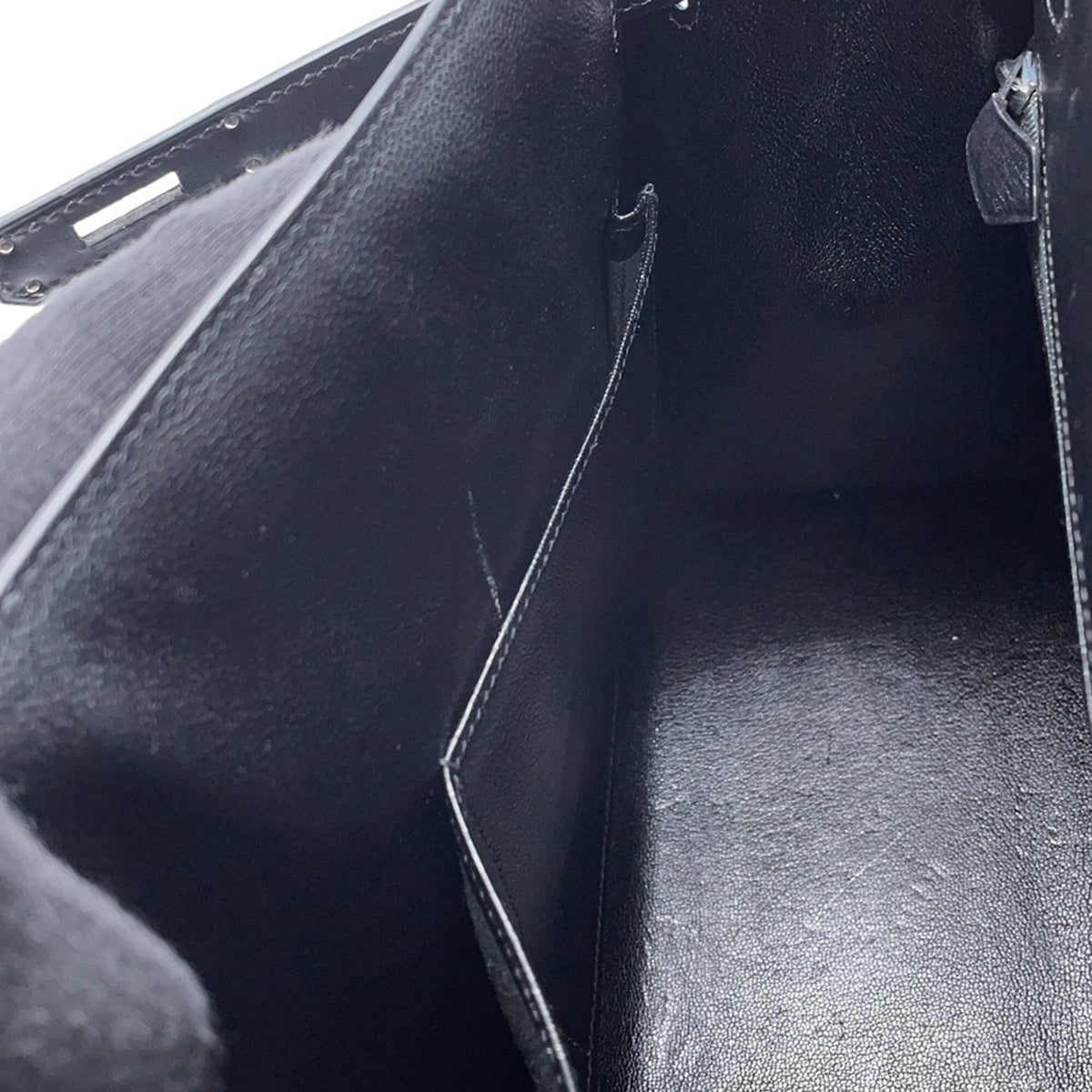 Hermes Kelly Black Box Calf Leather Handbag (Pre-Owned)