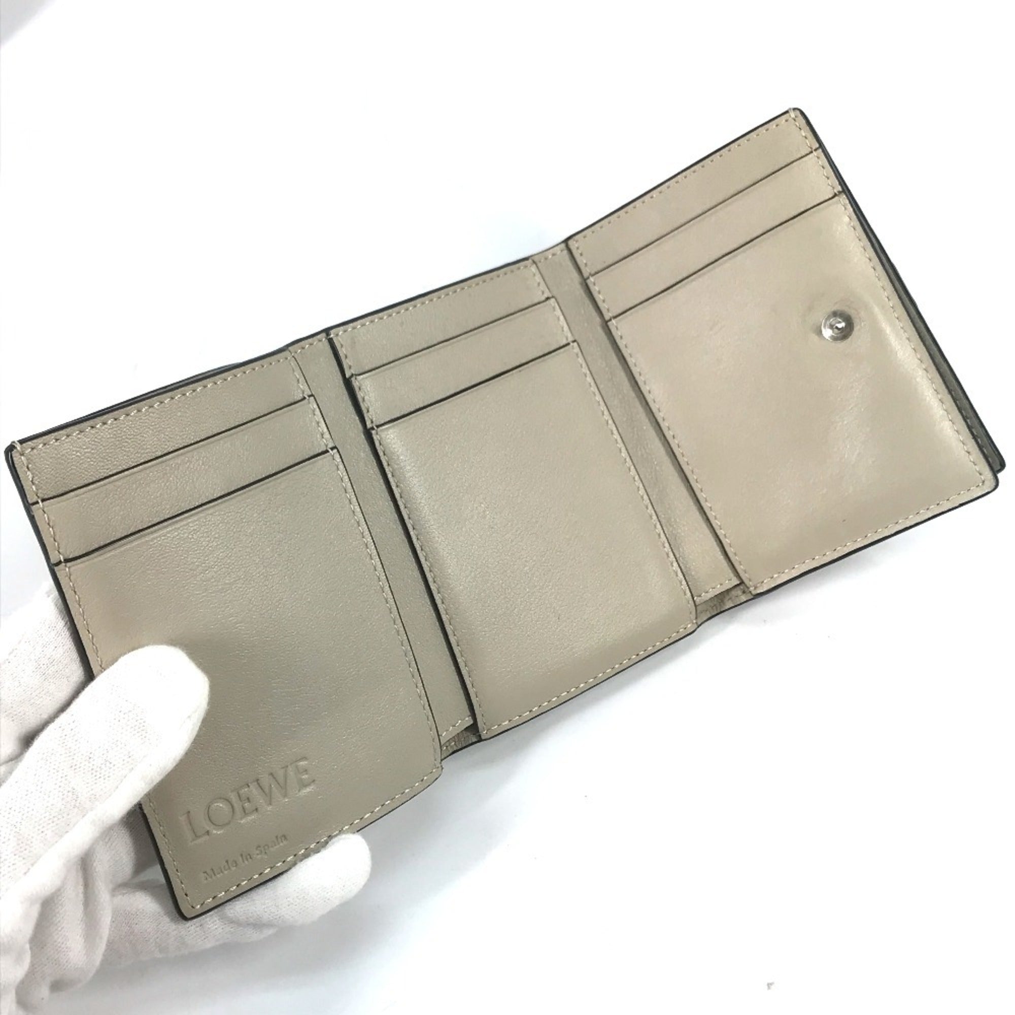 Loewe Brown Green Leather Wallet (Tri-Fold) (Pre-Owned)