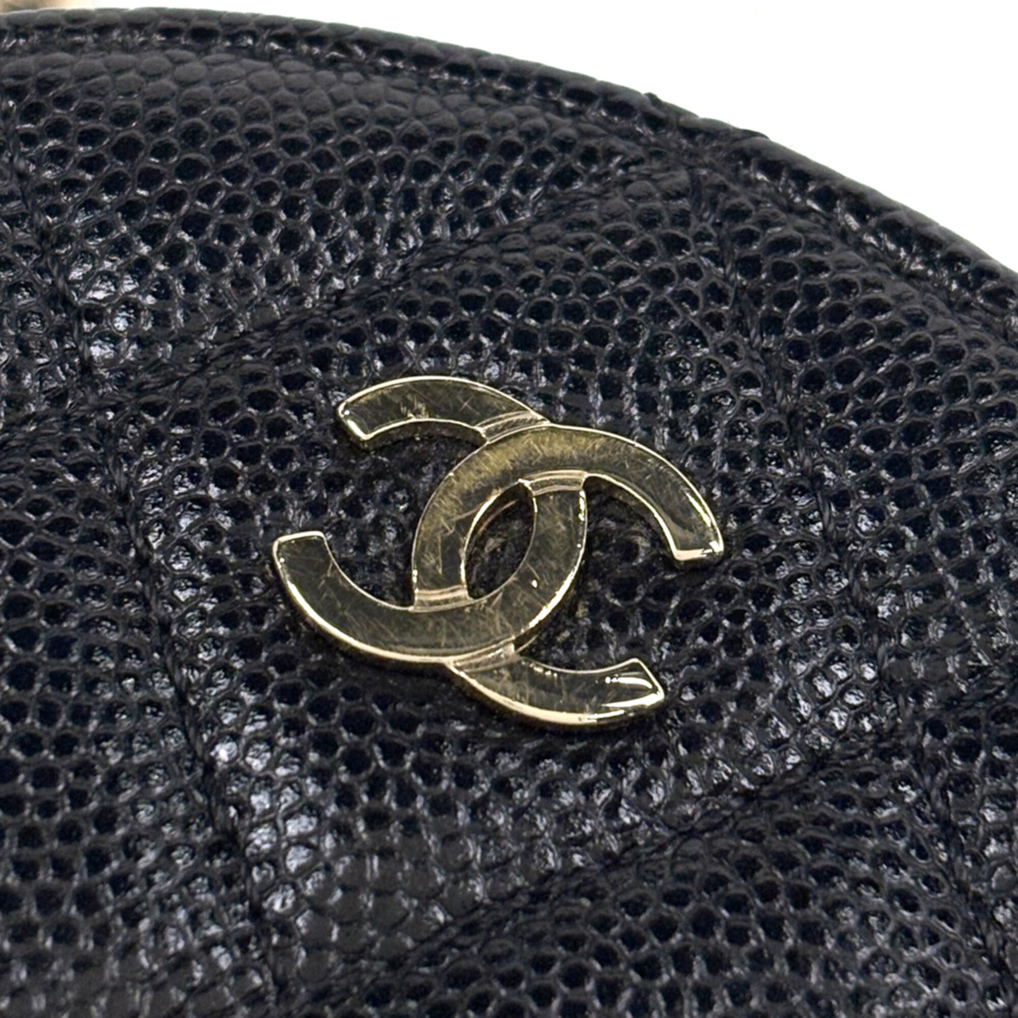 Chanel Matelasse Black Grained Calfskin Shoulder Bag (Pre-Owned)