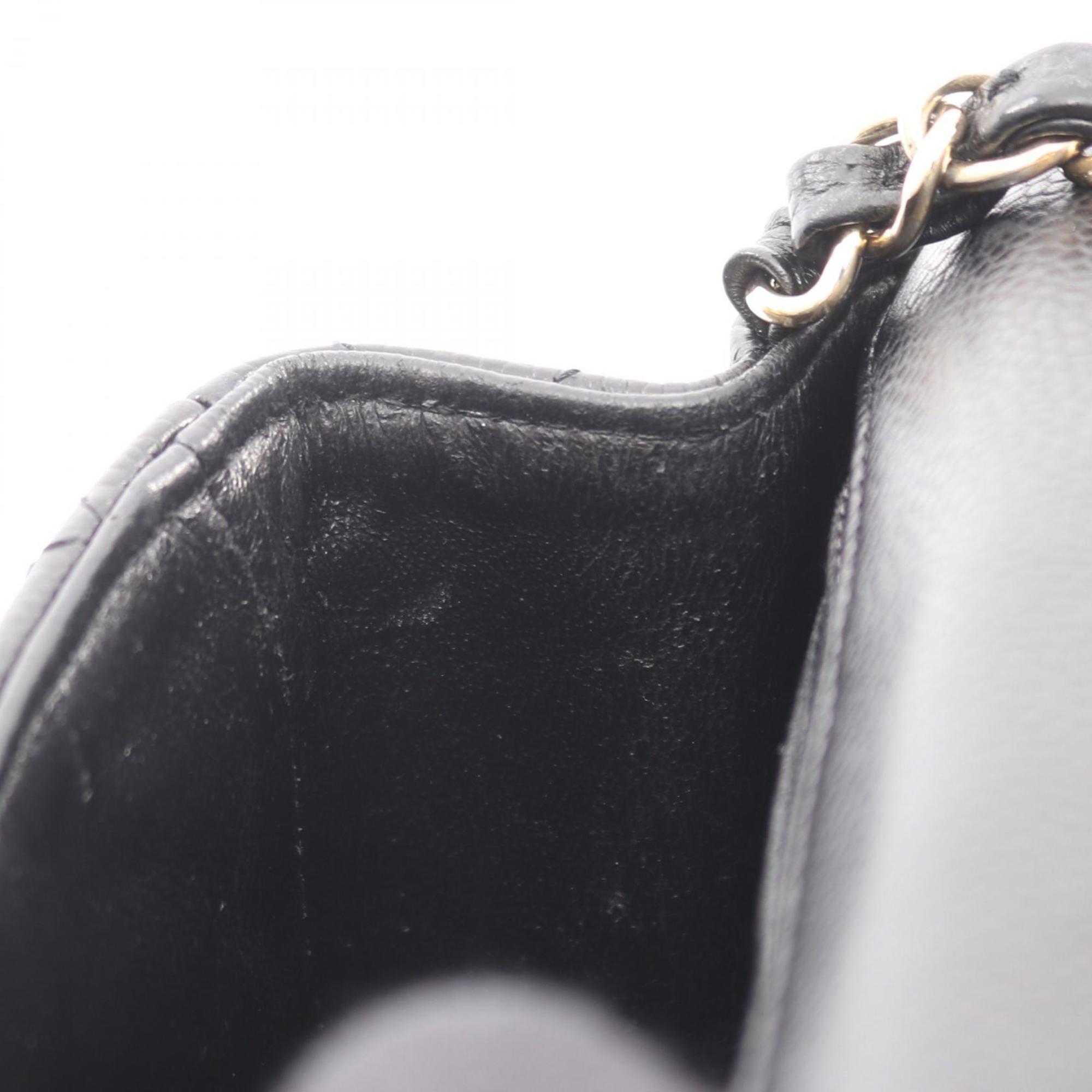 Chanel Black Leather Handbag Shoulder Bag (Pre-Owned)