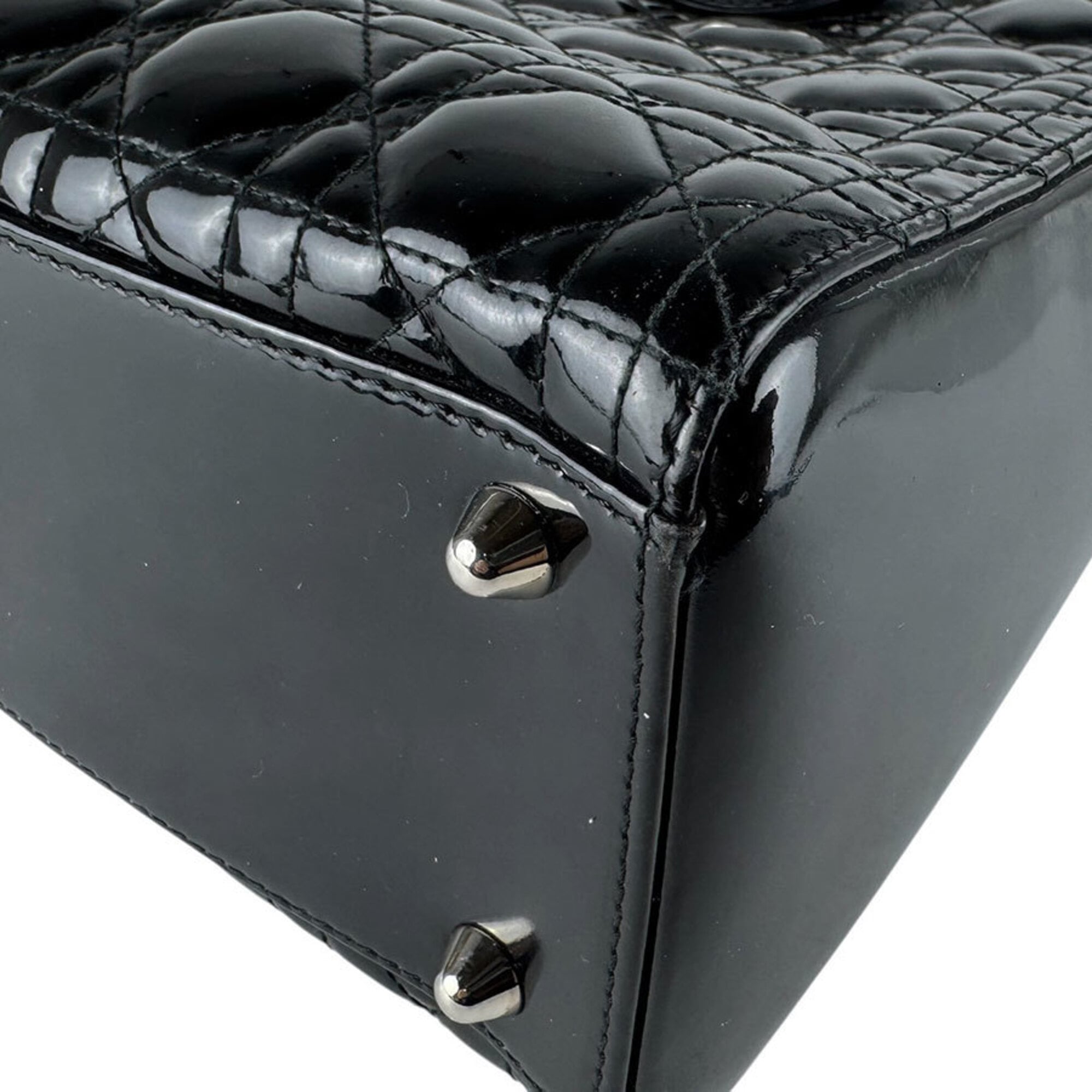Christian Dior Black Patent Leather Handbag (Pre-Owned)
