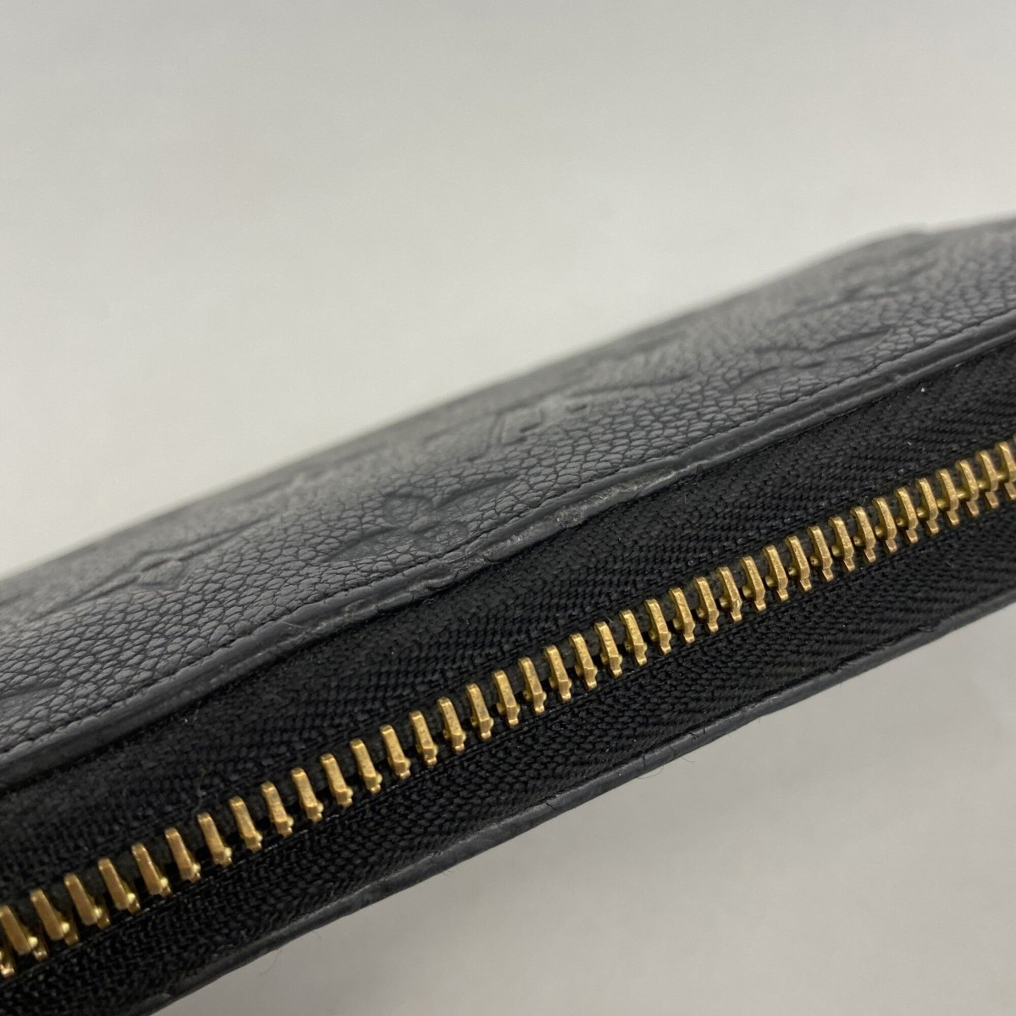 Louis Vuitton Noir Long Wallet (Bi-Fold) (Pre-Owned)
