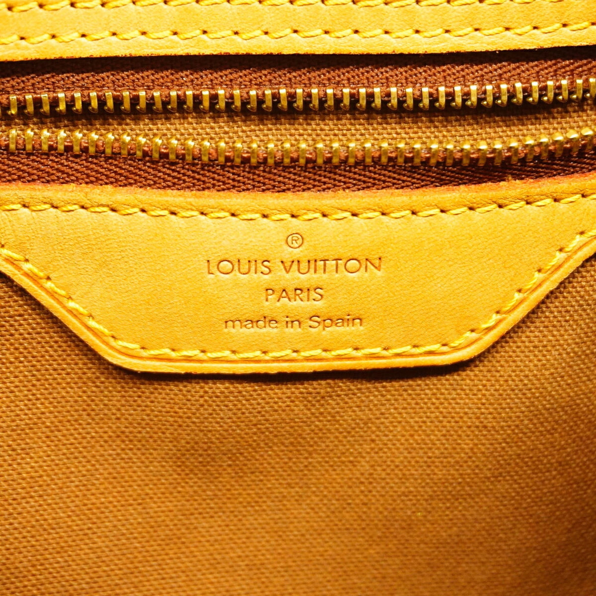 Louis Vuitton Brown Tote Bag (Pre-Owned)