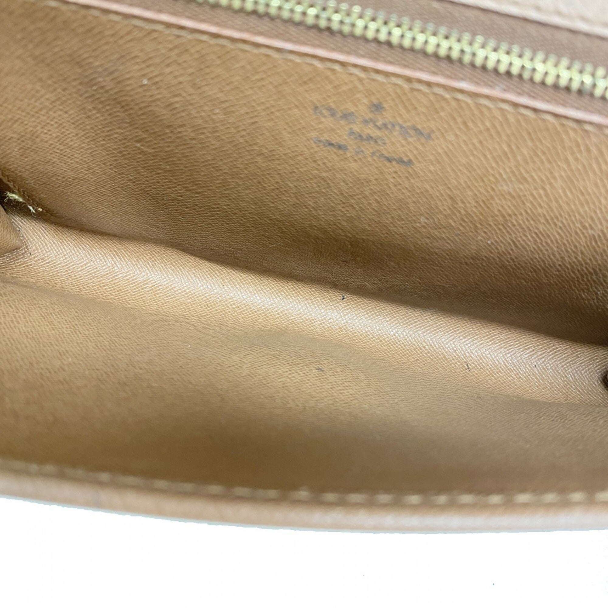 Louis Vuitton Brown Shoulder Bag (Pre-Owned)