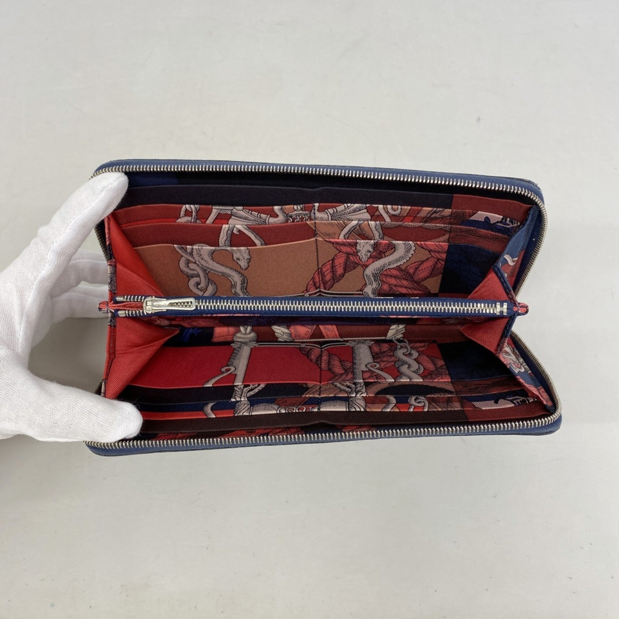 Hermes Navy Leather Long Wallet (Bi-Fold) (Pre-Owned)