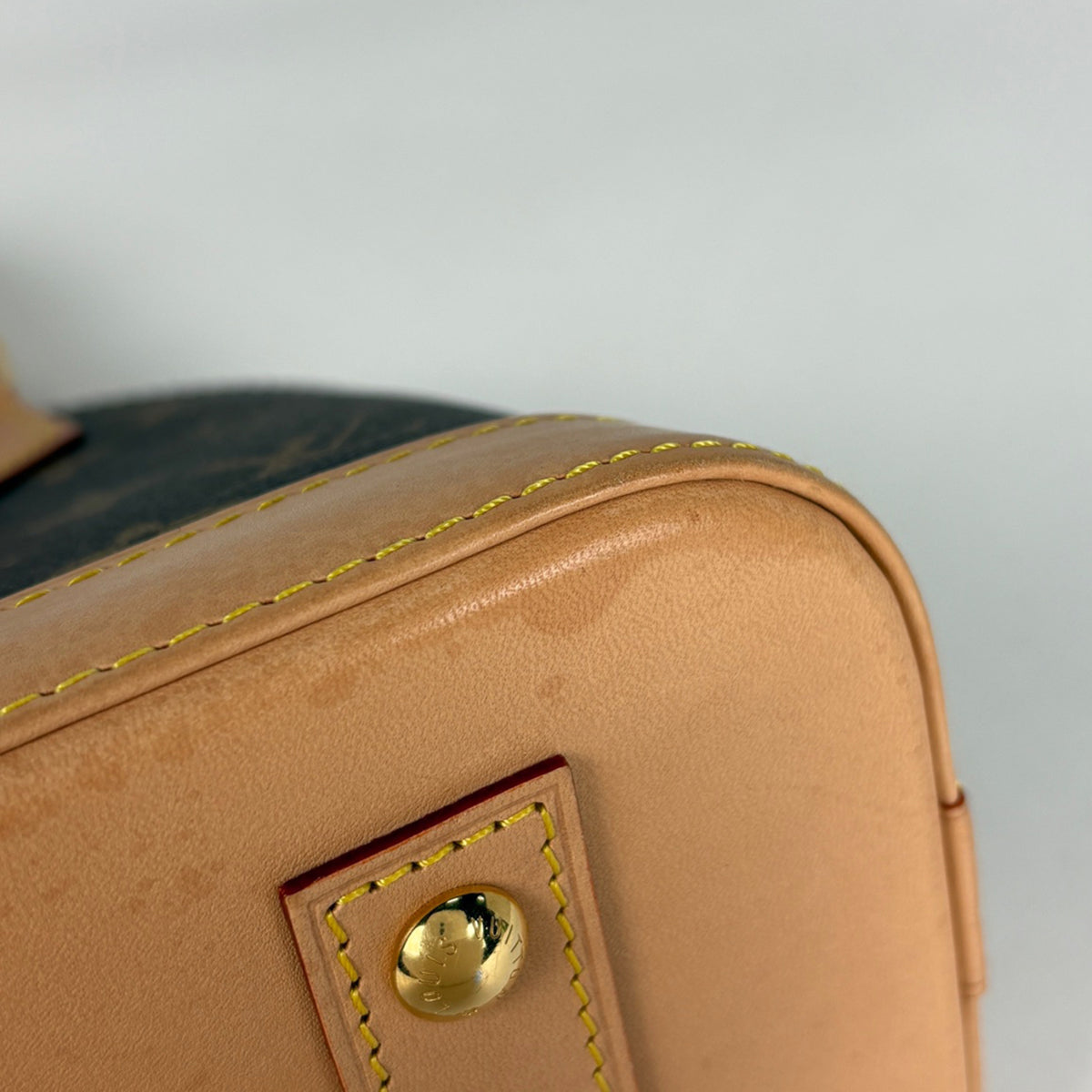 Louis Vuitton Brown Monogram Handbag (Pre-Owned)