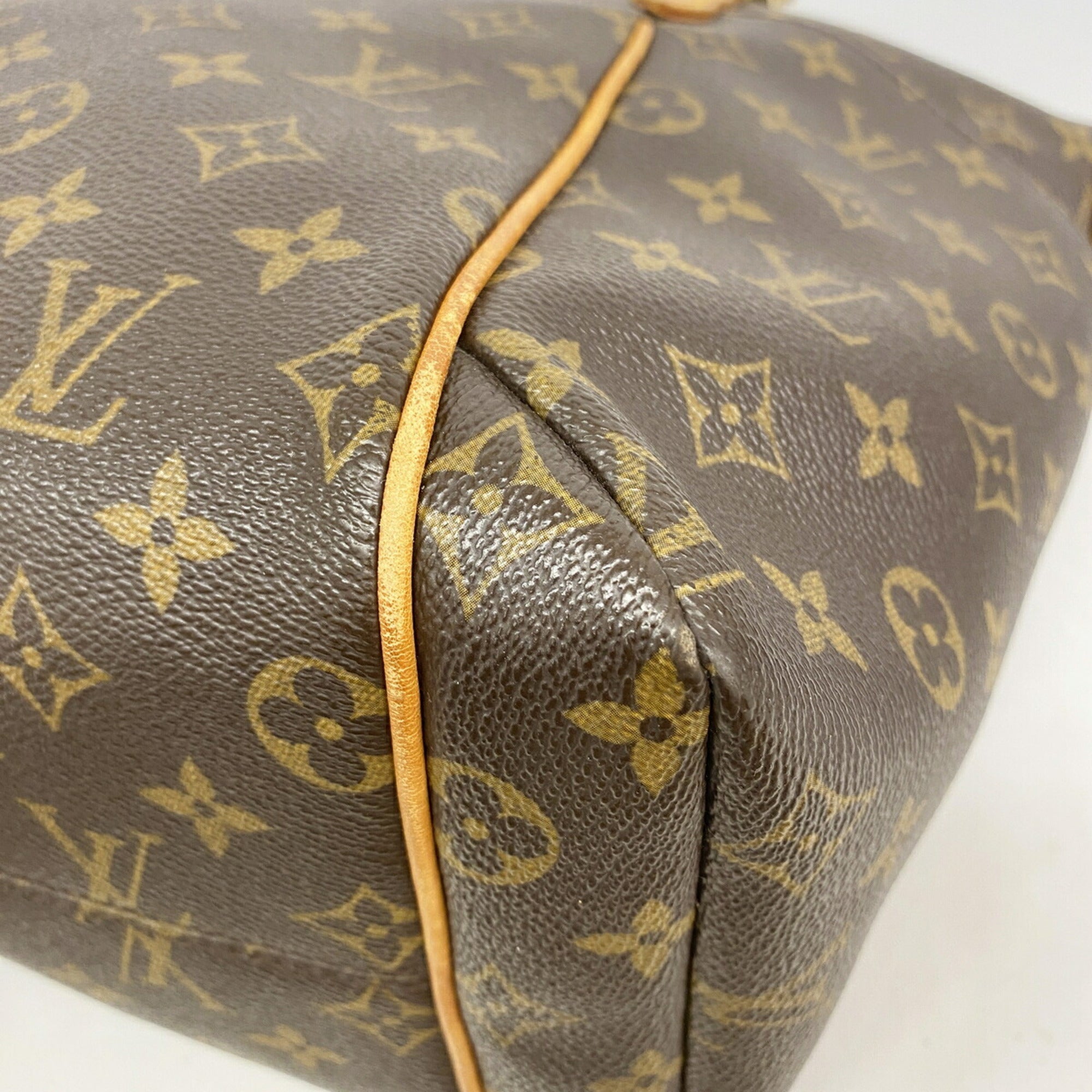 Louis Vuitton Brown Tote Bag (Pre-Owned)