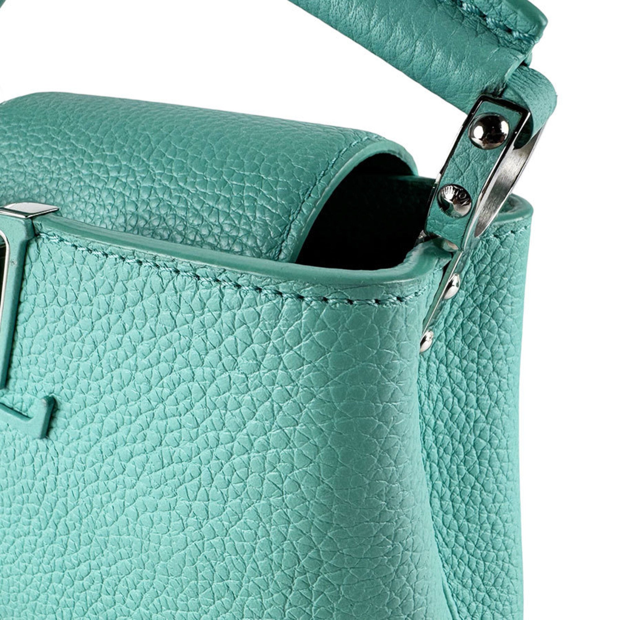 Louis Vuitton Green Leather Handbag Shoulder Bag (Pre-Owned)
