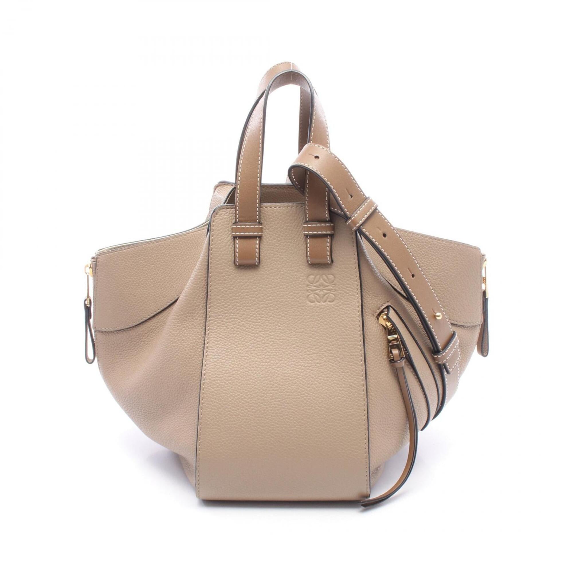 Loewe Beige Leather Handbag (Pre-Owned)