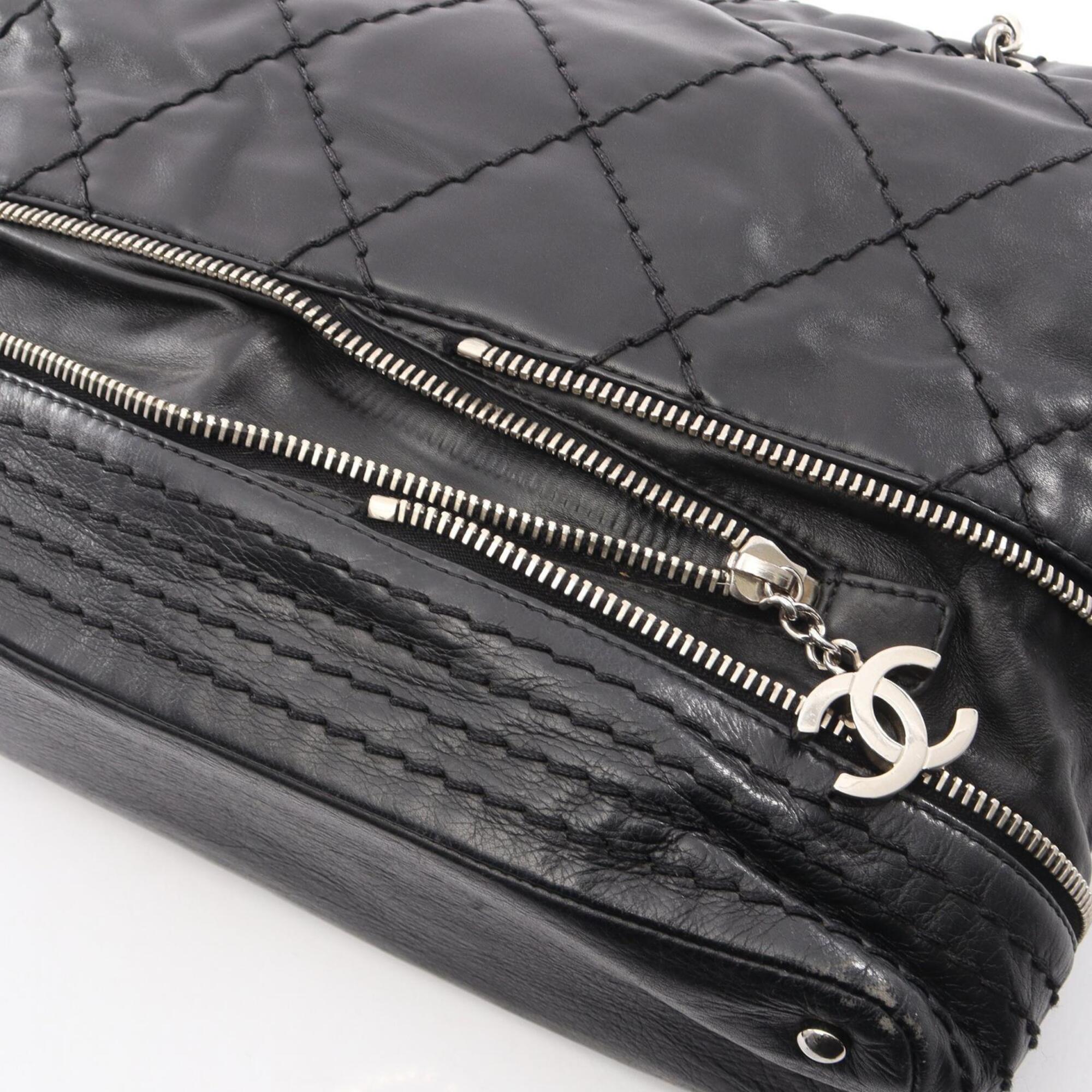 Chanel Black Leather Handbag Shoulder Bag (Pre-Owned)