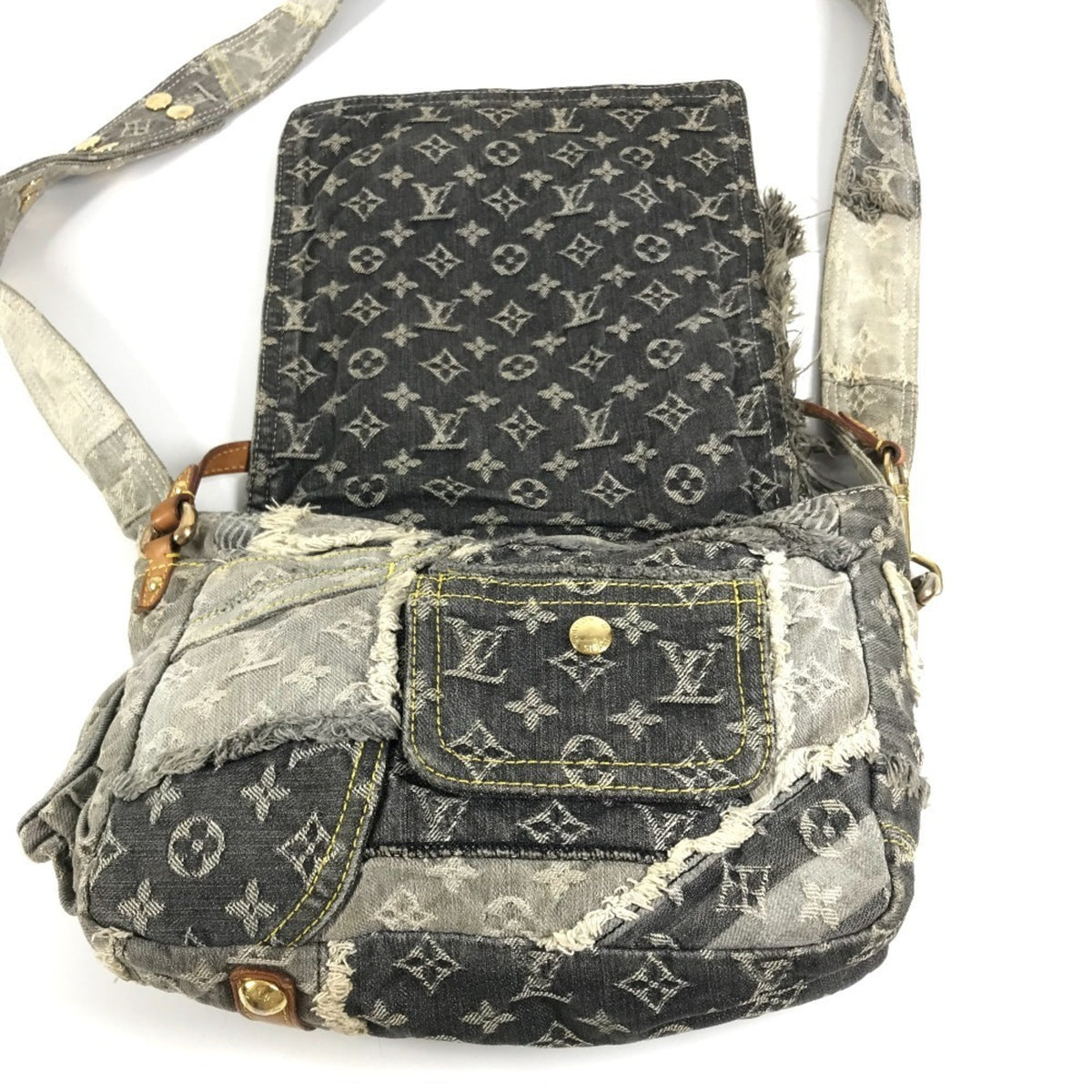 Louis Vuitton Black Gray Monogram Denim Shoulder Bag (Pre-Owned)