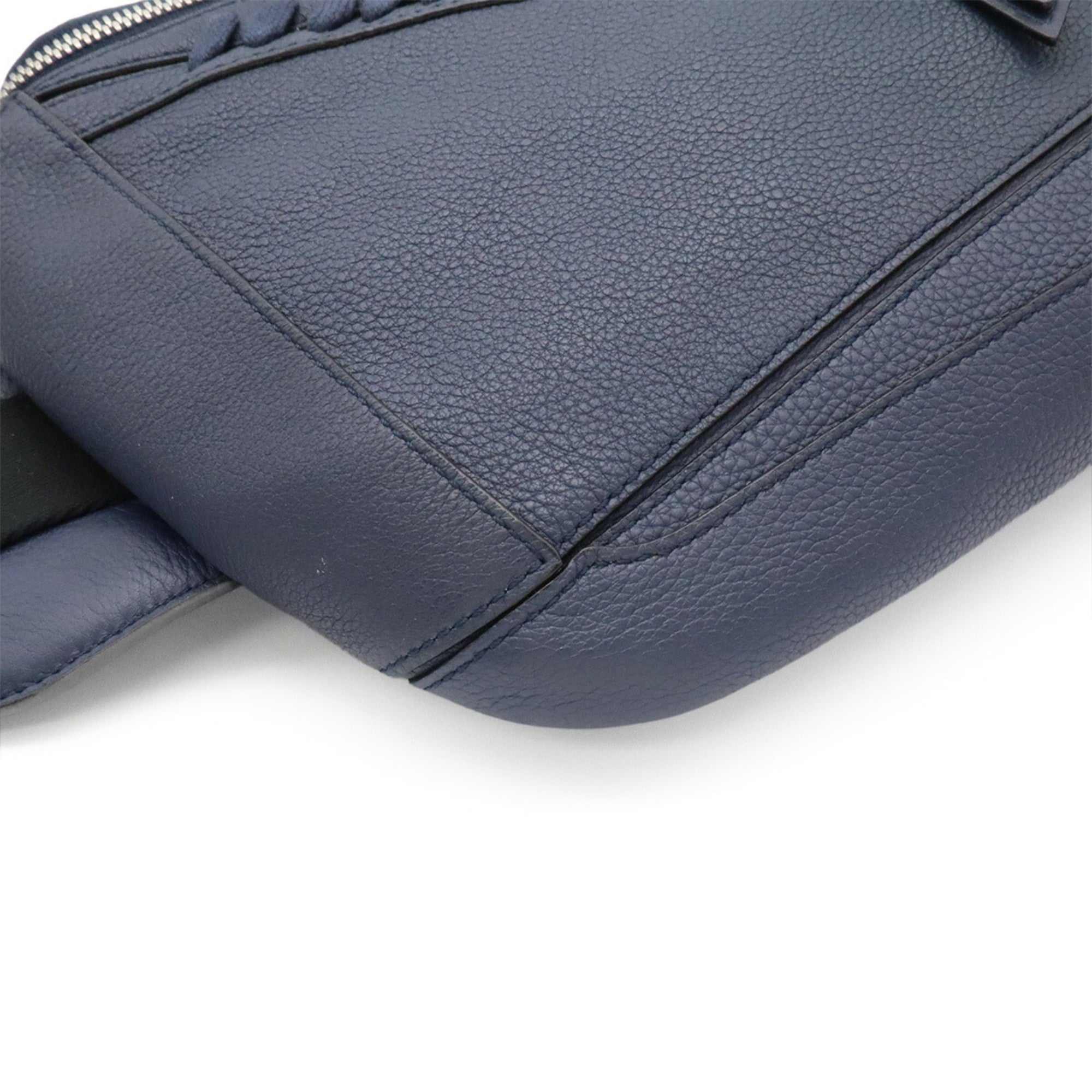 Loewe Navy Leather Shoulder Bag Sling Bag (Pre-Owned)