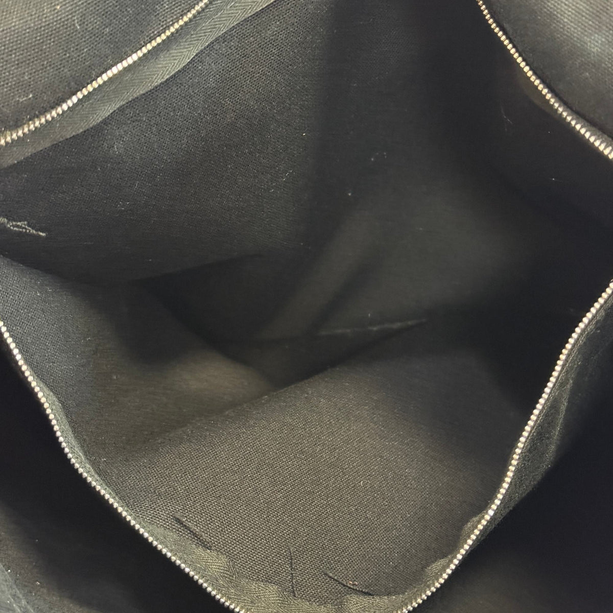 Hermes Black Canvas Shoulder Bag (Pre-Owned)