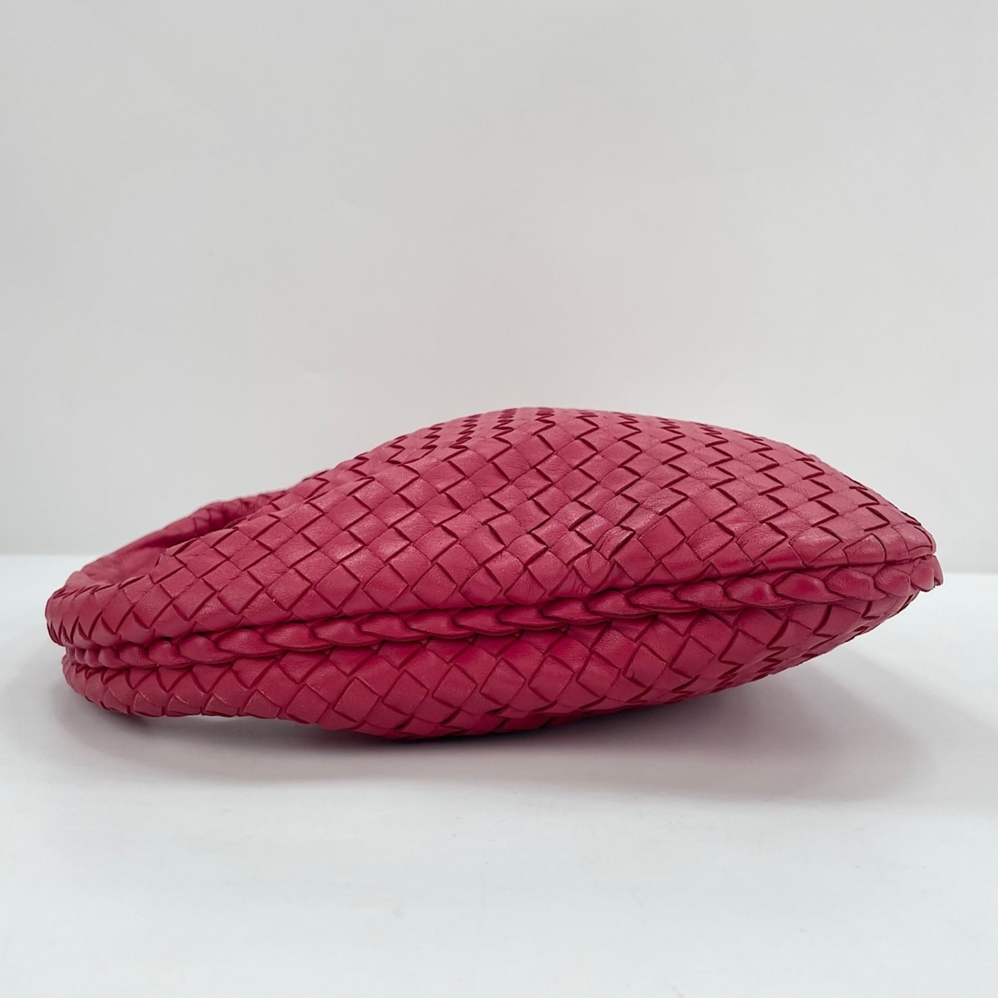 Bottega Veneta Red Color Shoulder Bag (Pre-Owned)